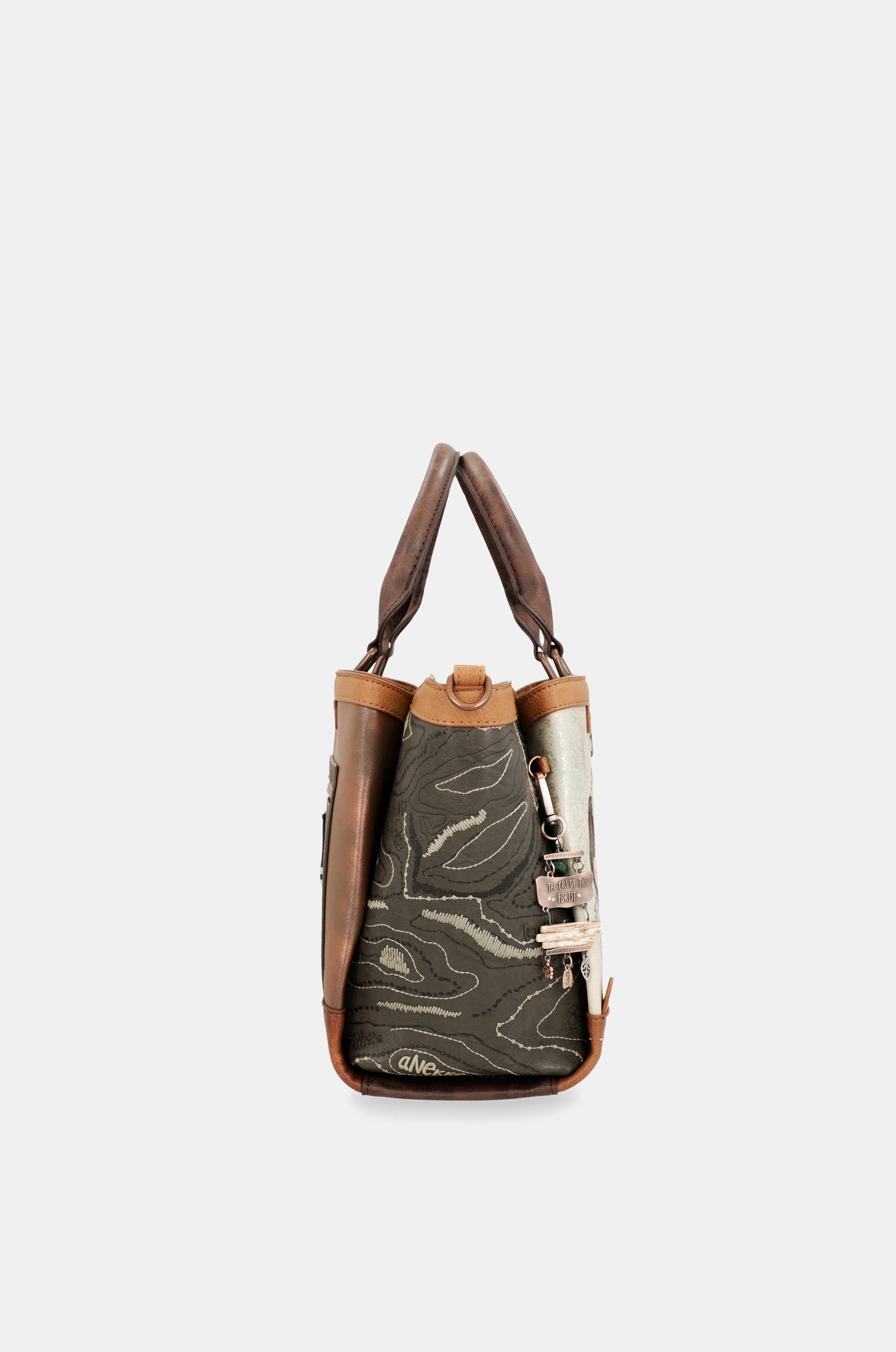 Die Forest-Tasche mit zwei Griffen und drei Fächern