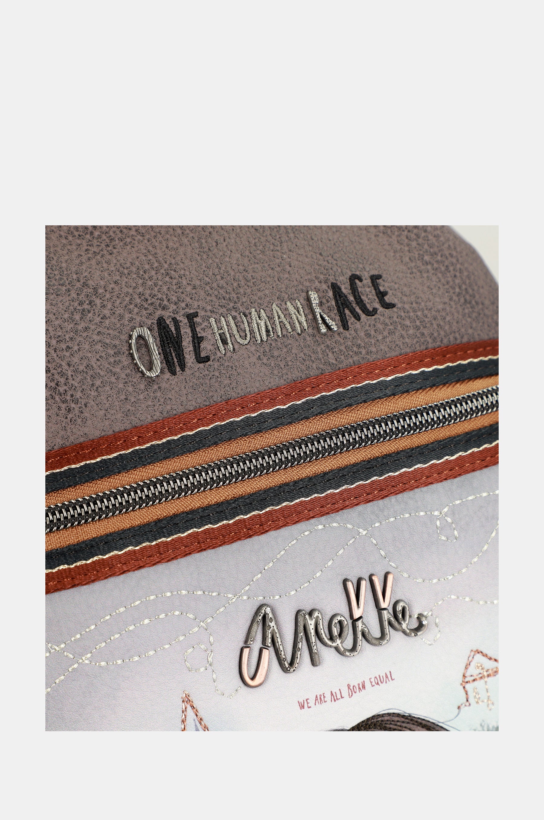 Ovaler Rucksack Voice