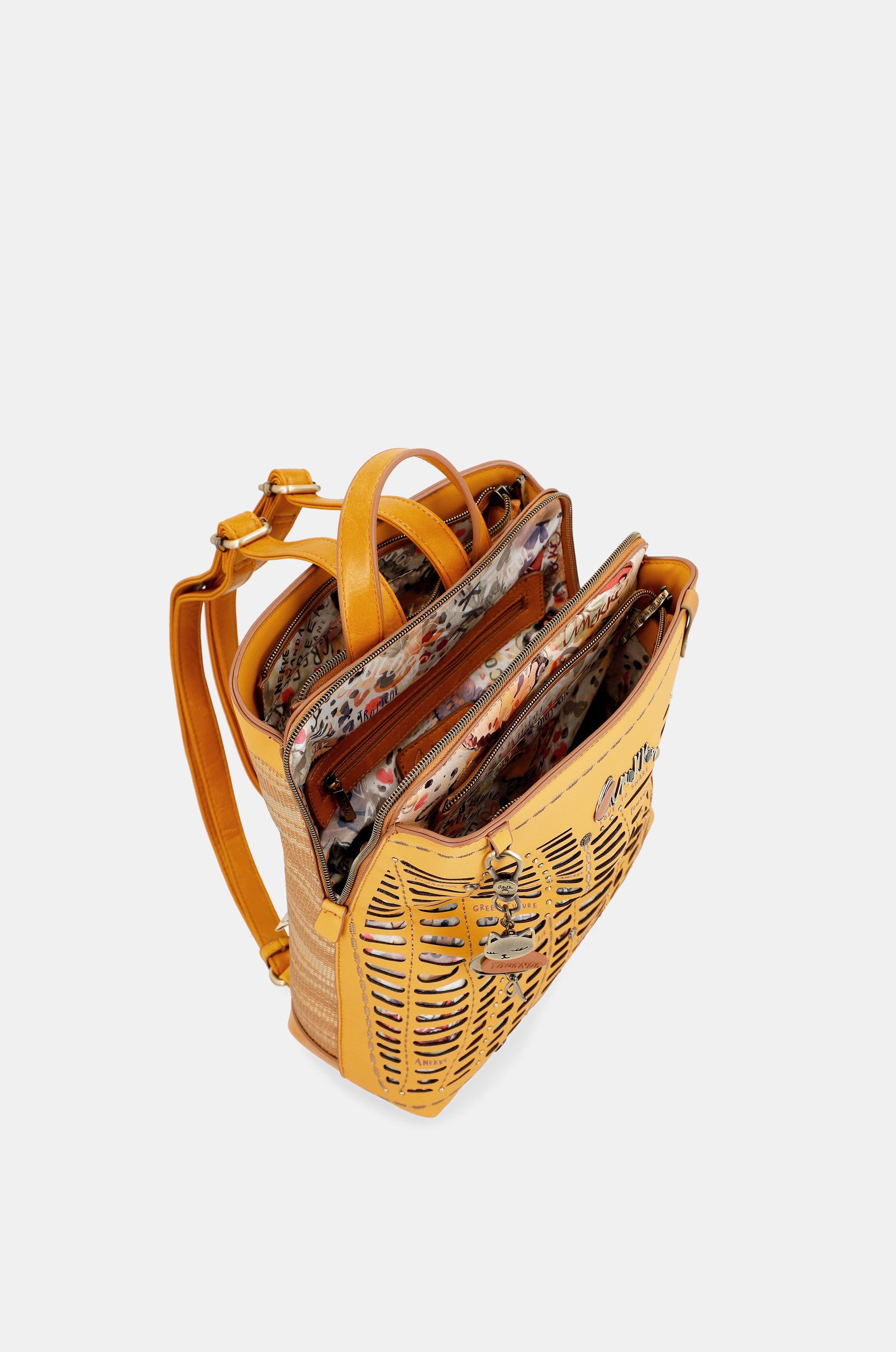 Ockerfarbener Rucksack mit 3 Fächern von Nature Pachamama