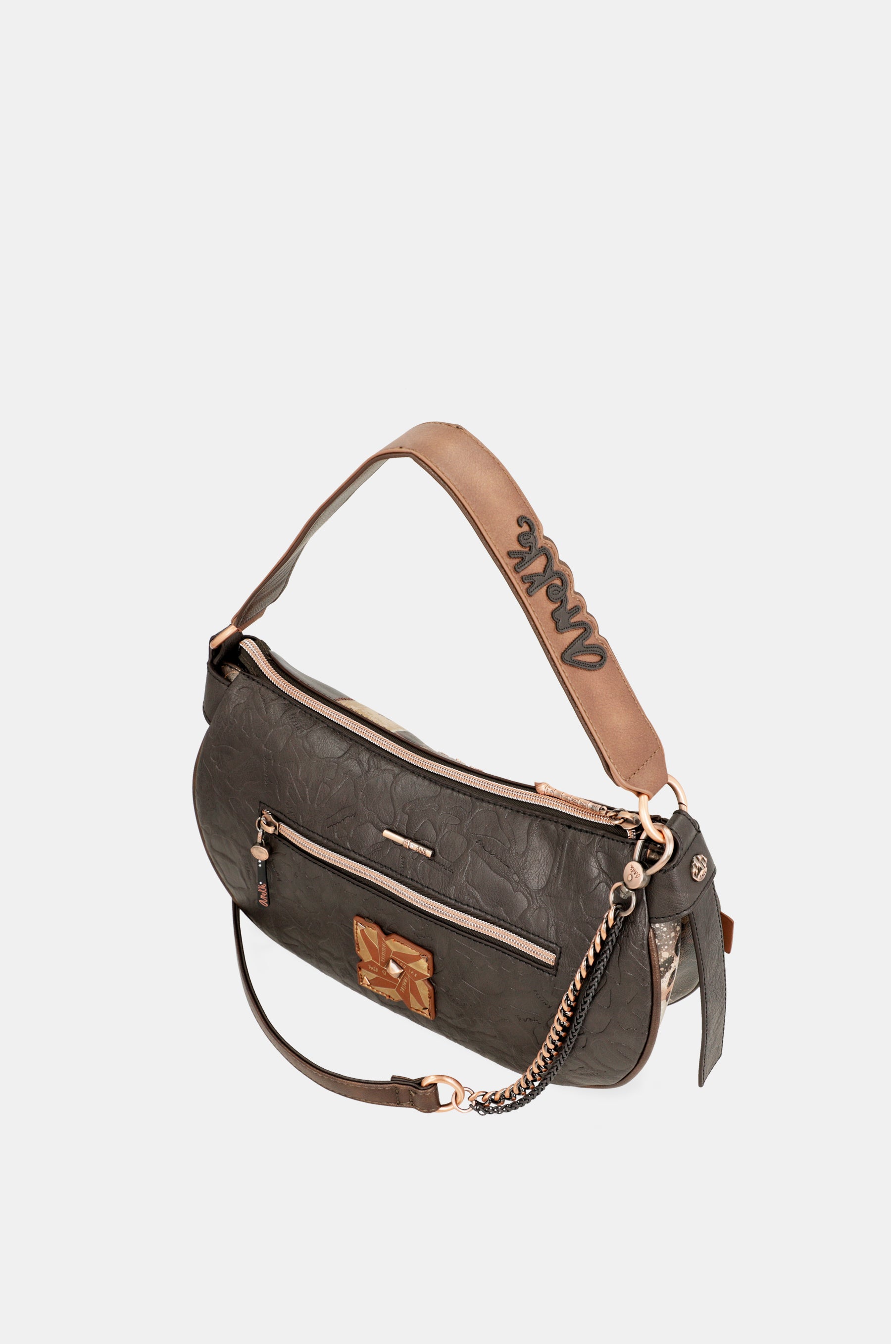 Ovale Shōen-Tasche mit Kette