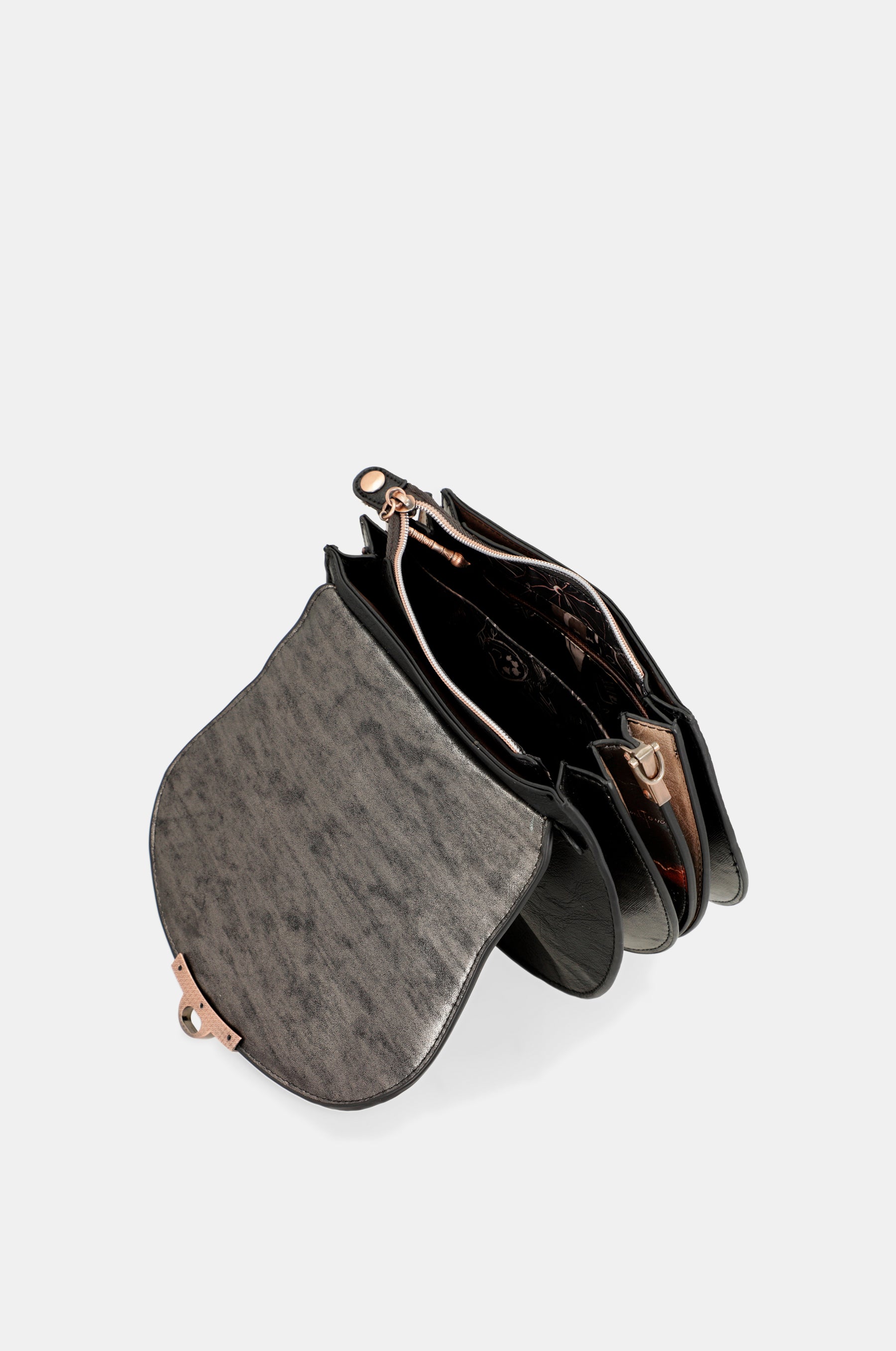 Ovale Shōen-Tasche mit Klappe