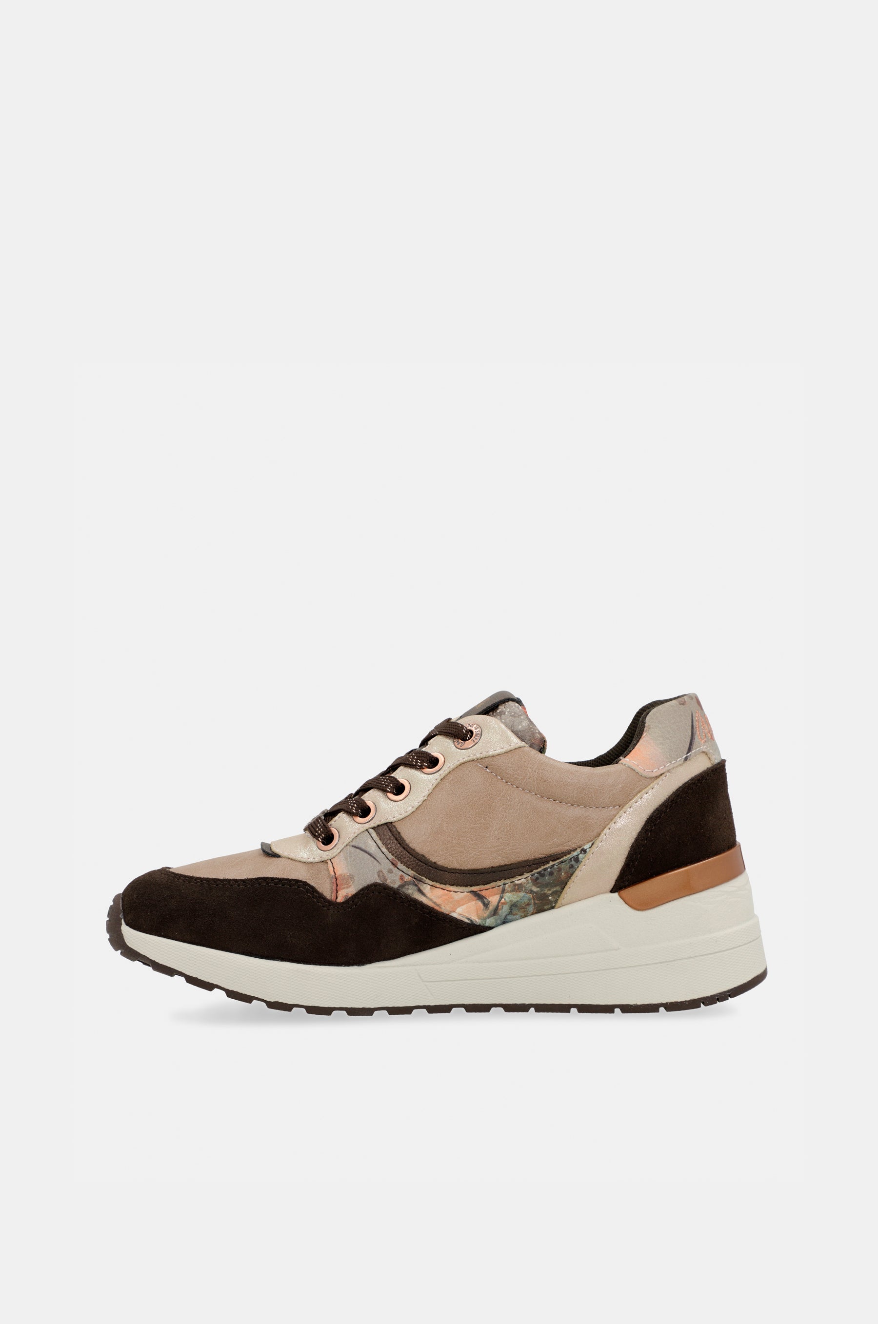 Brauner gepolsterter Keilsneaker