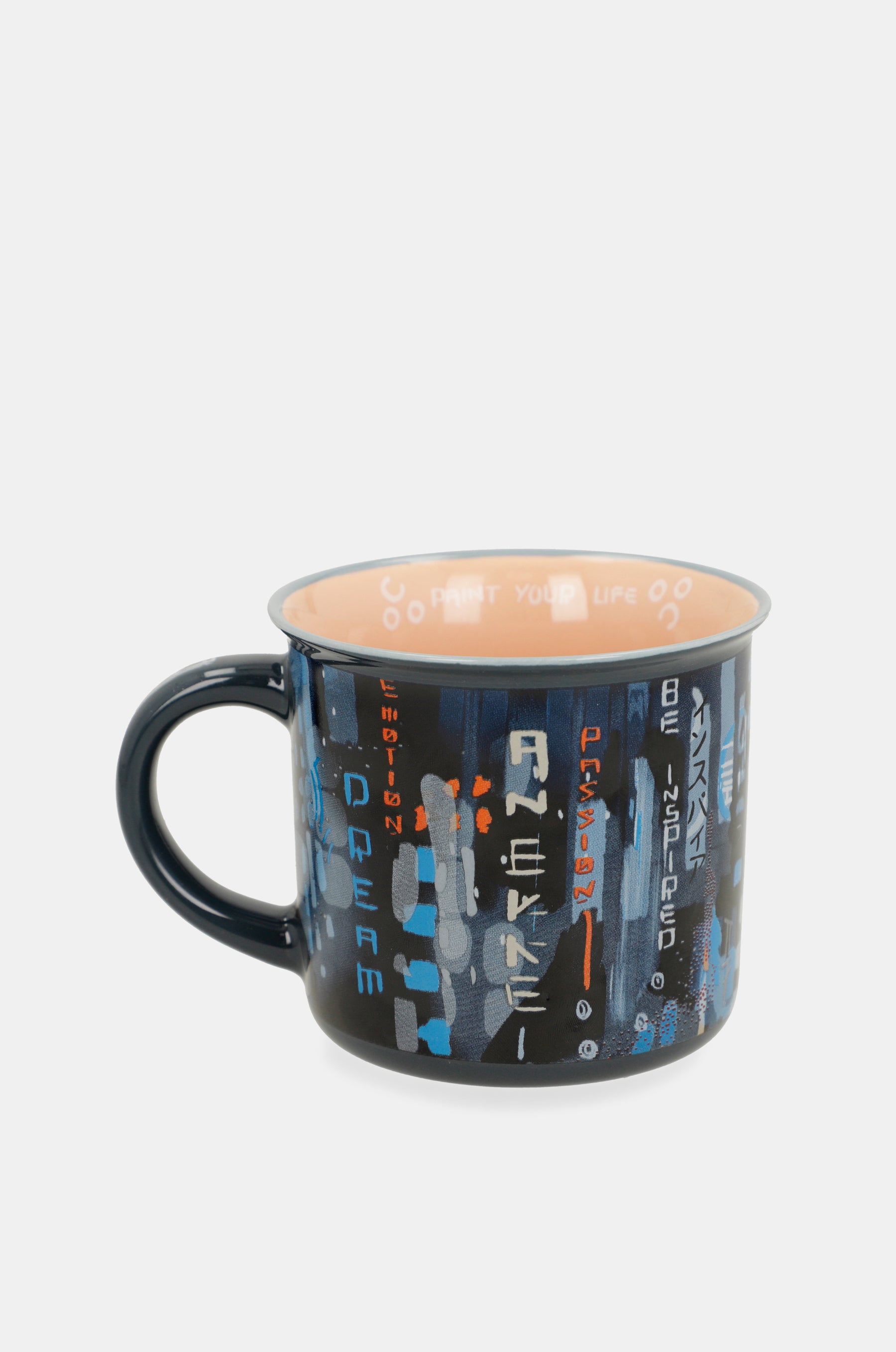 Contemporary Tasse