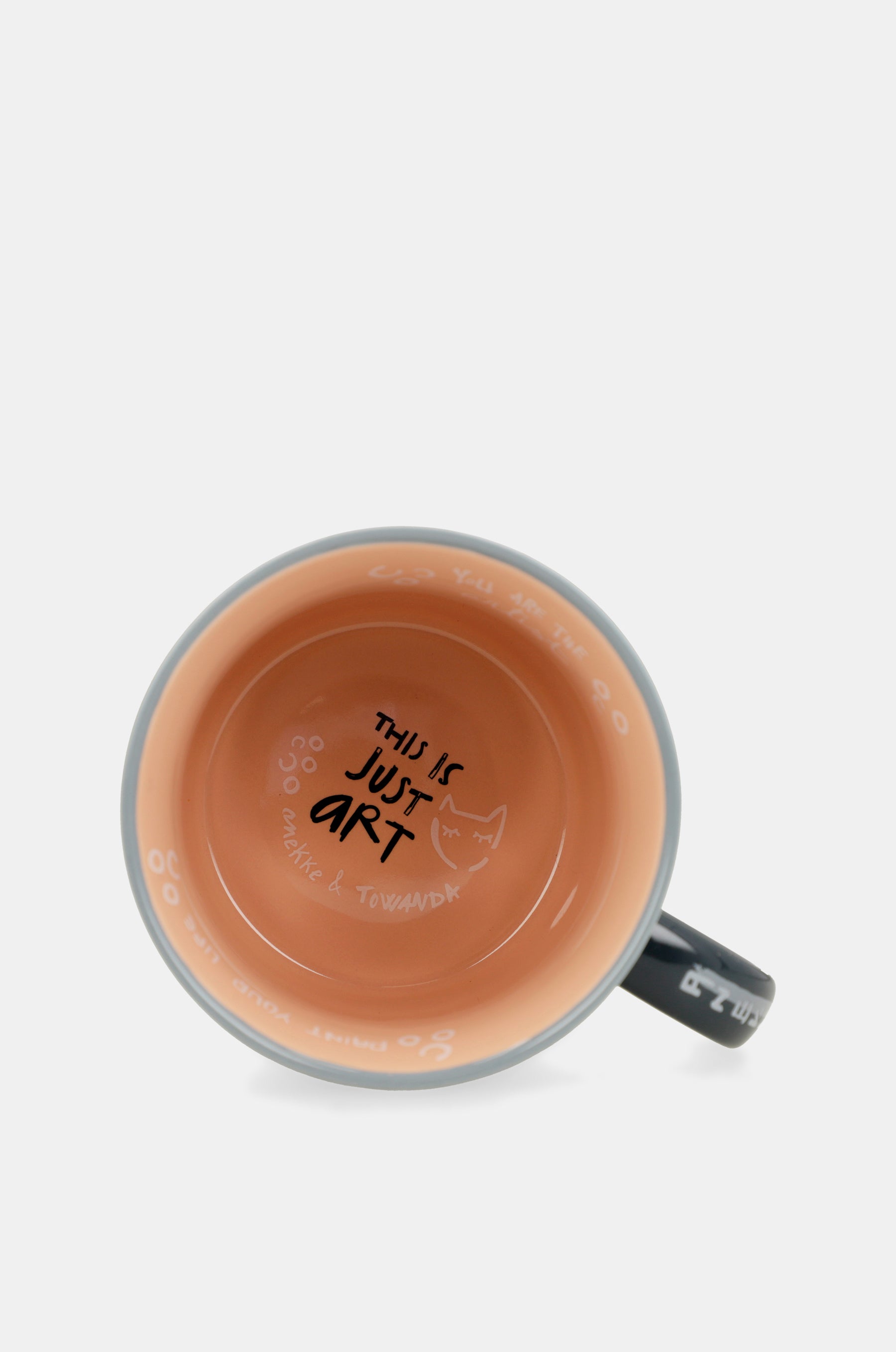 Contemporary Tasse