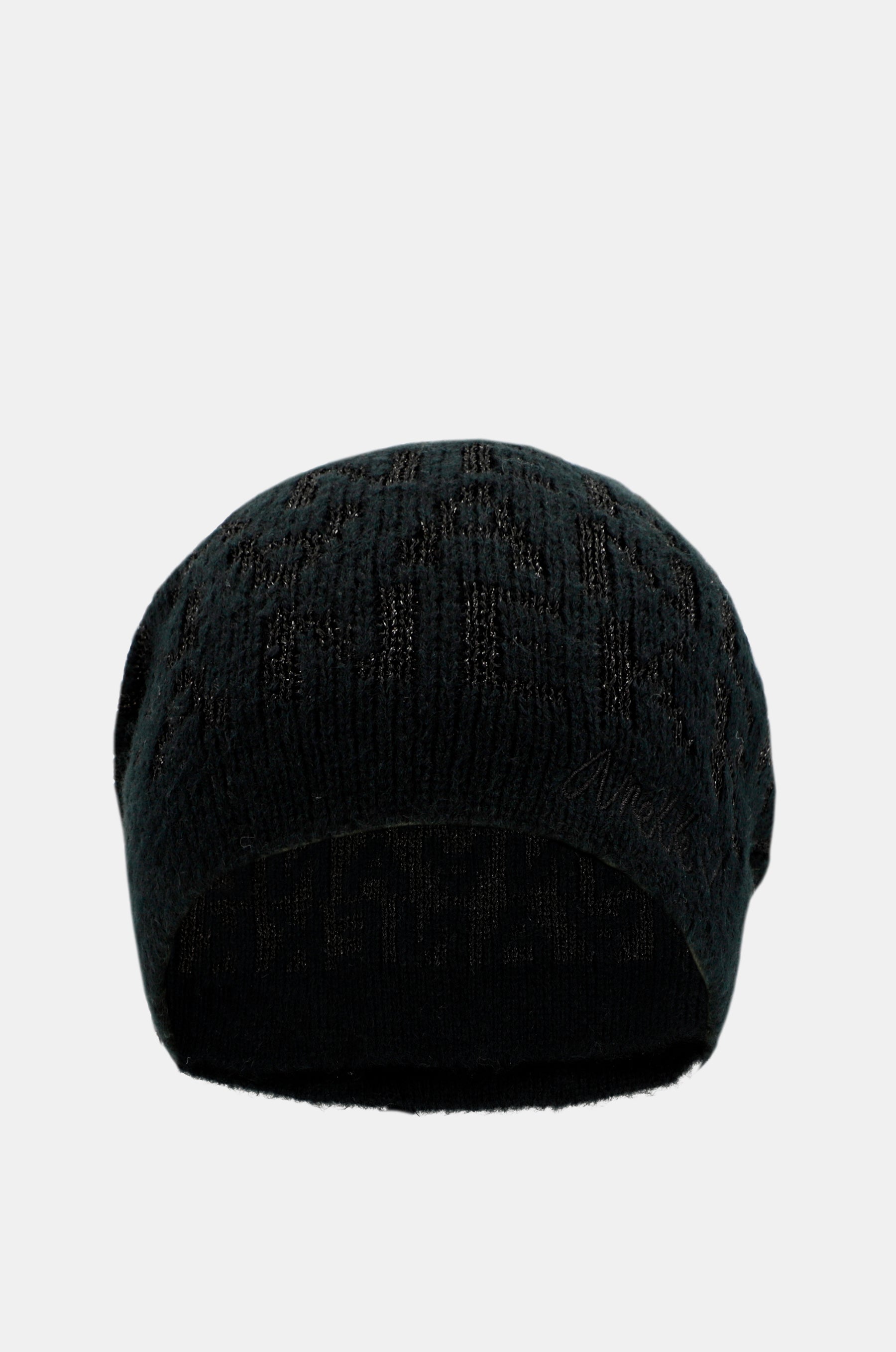 Moderne schwarze Strickmütze