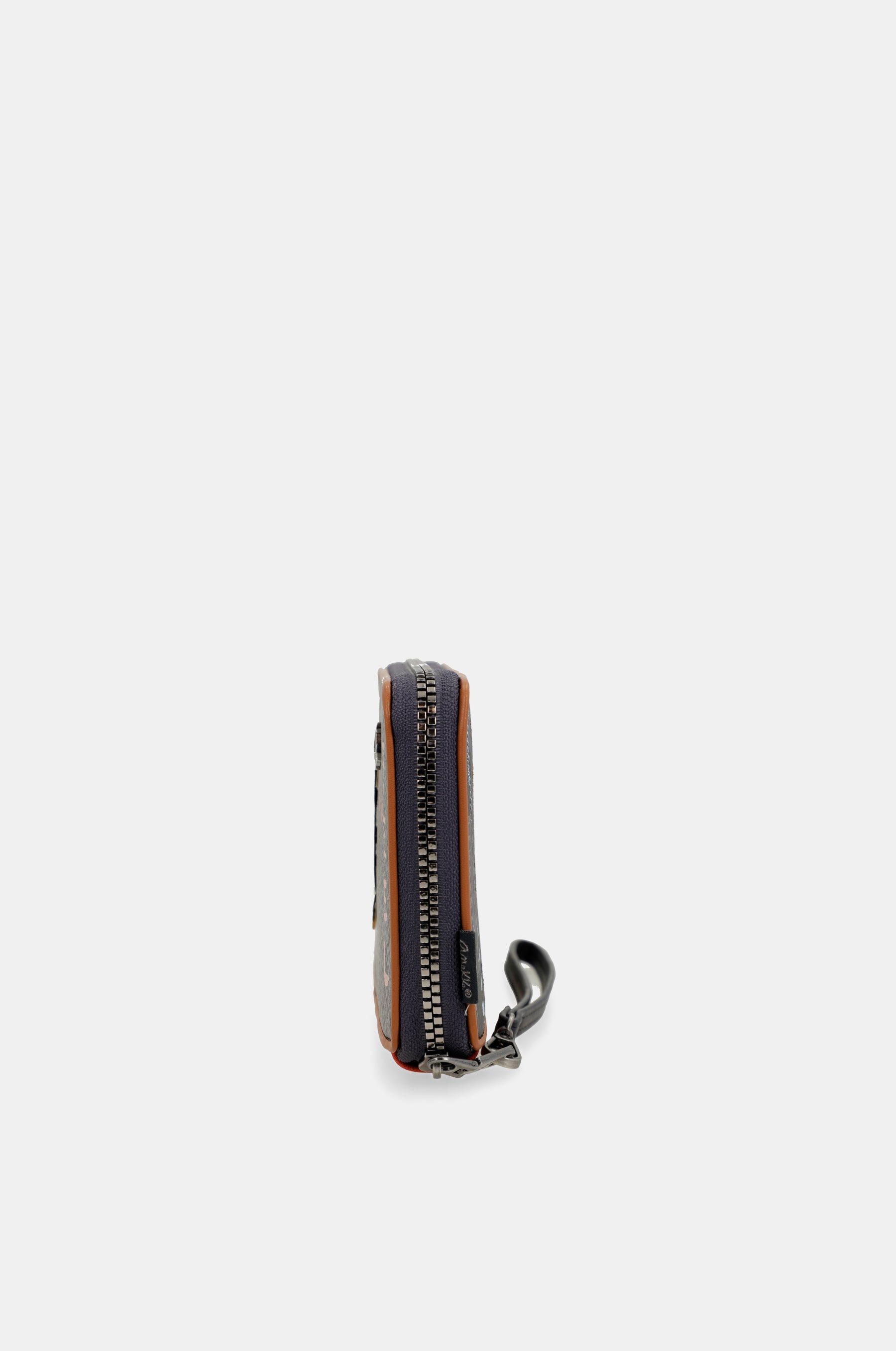 Contemporary RFID-Reisepasshülle