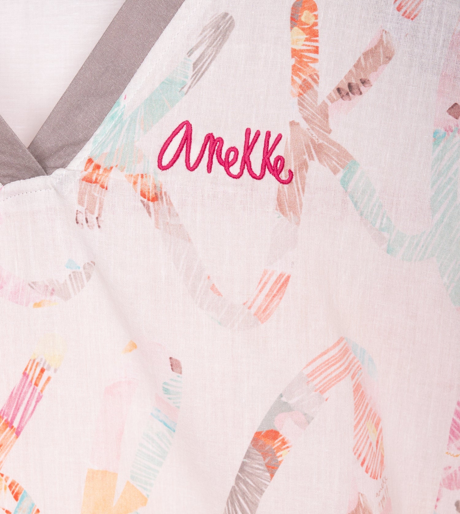 Kurzes Passionskleid