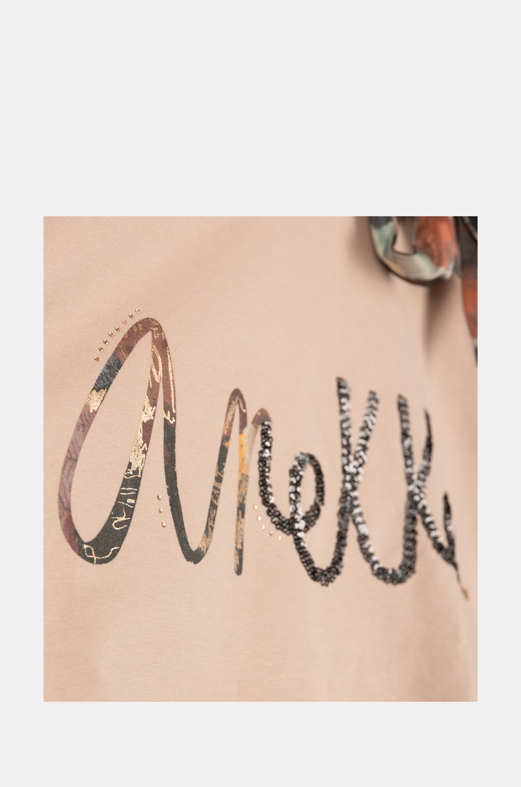 Beiges Sweatshirt mit Cut-outs