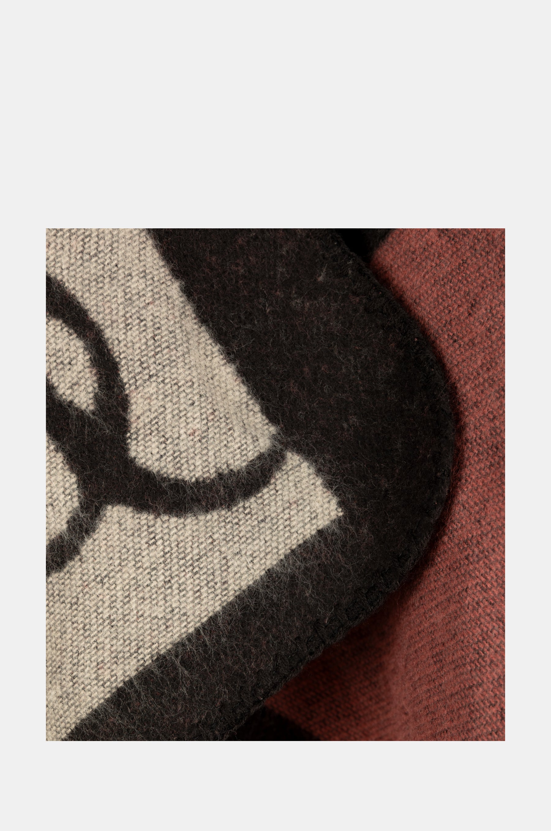 Anekke bedruckter Poncho