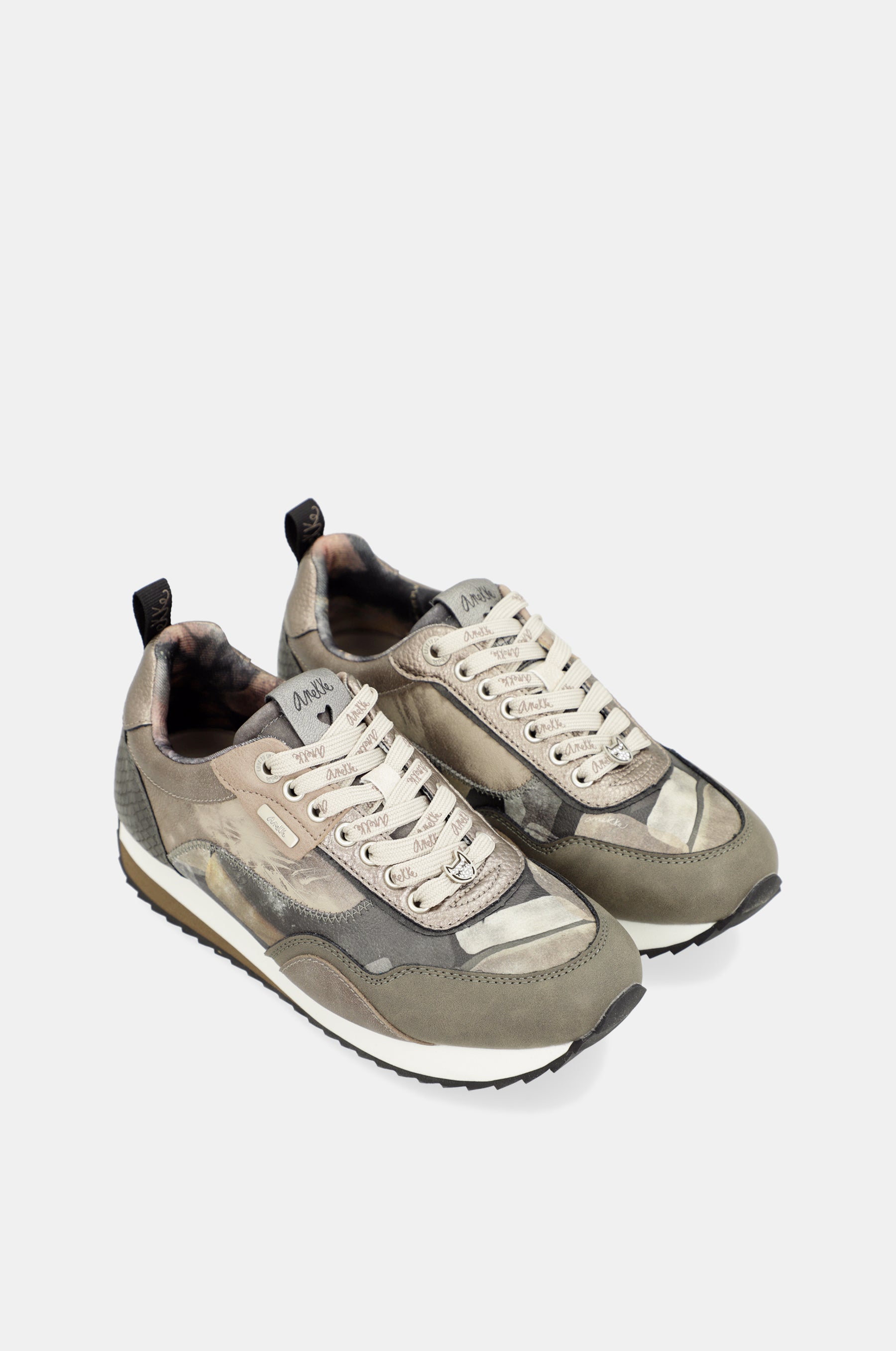 Graue Sneaker „Travel“