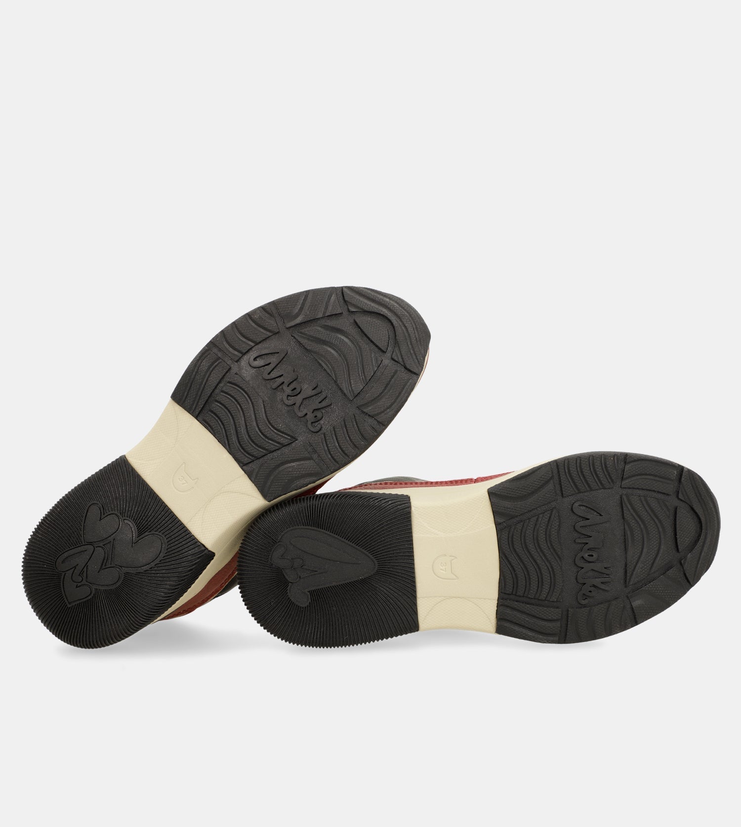 Sportliche mehrfarbige Sneaker