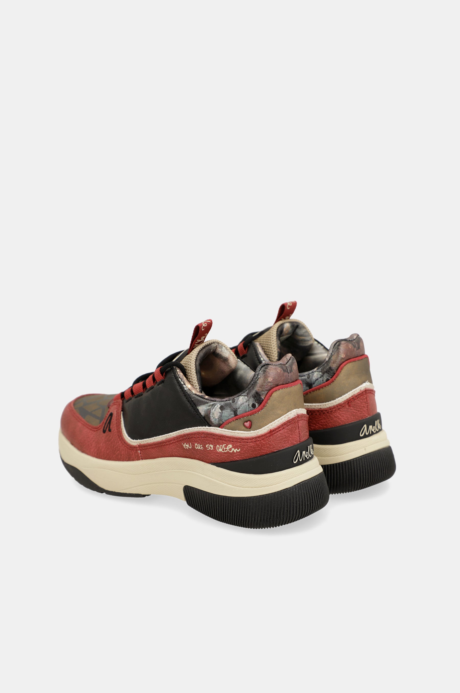 Sportliche mehrfarbige Sneaker