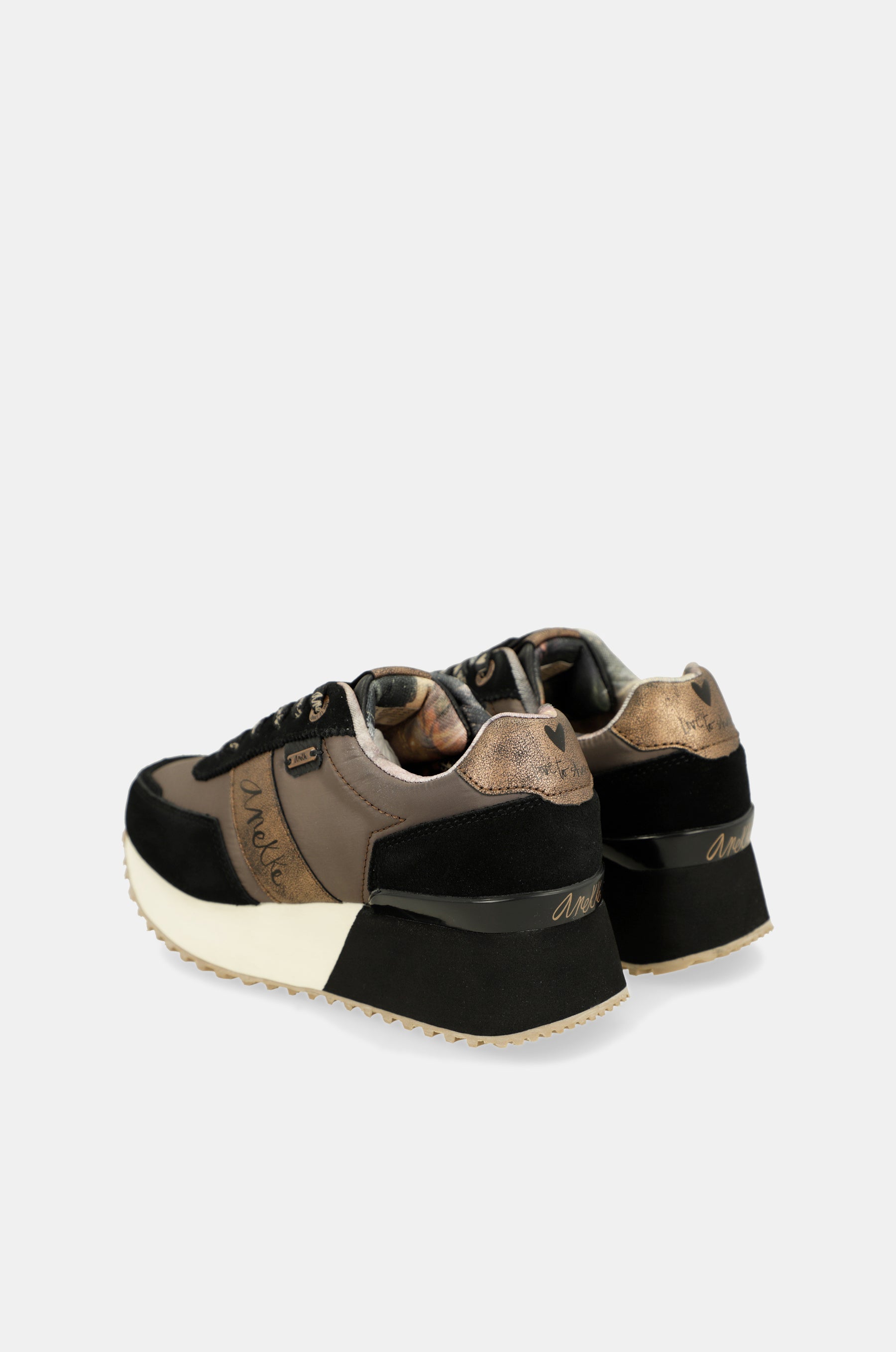 Urban brauner Sneaker