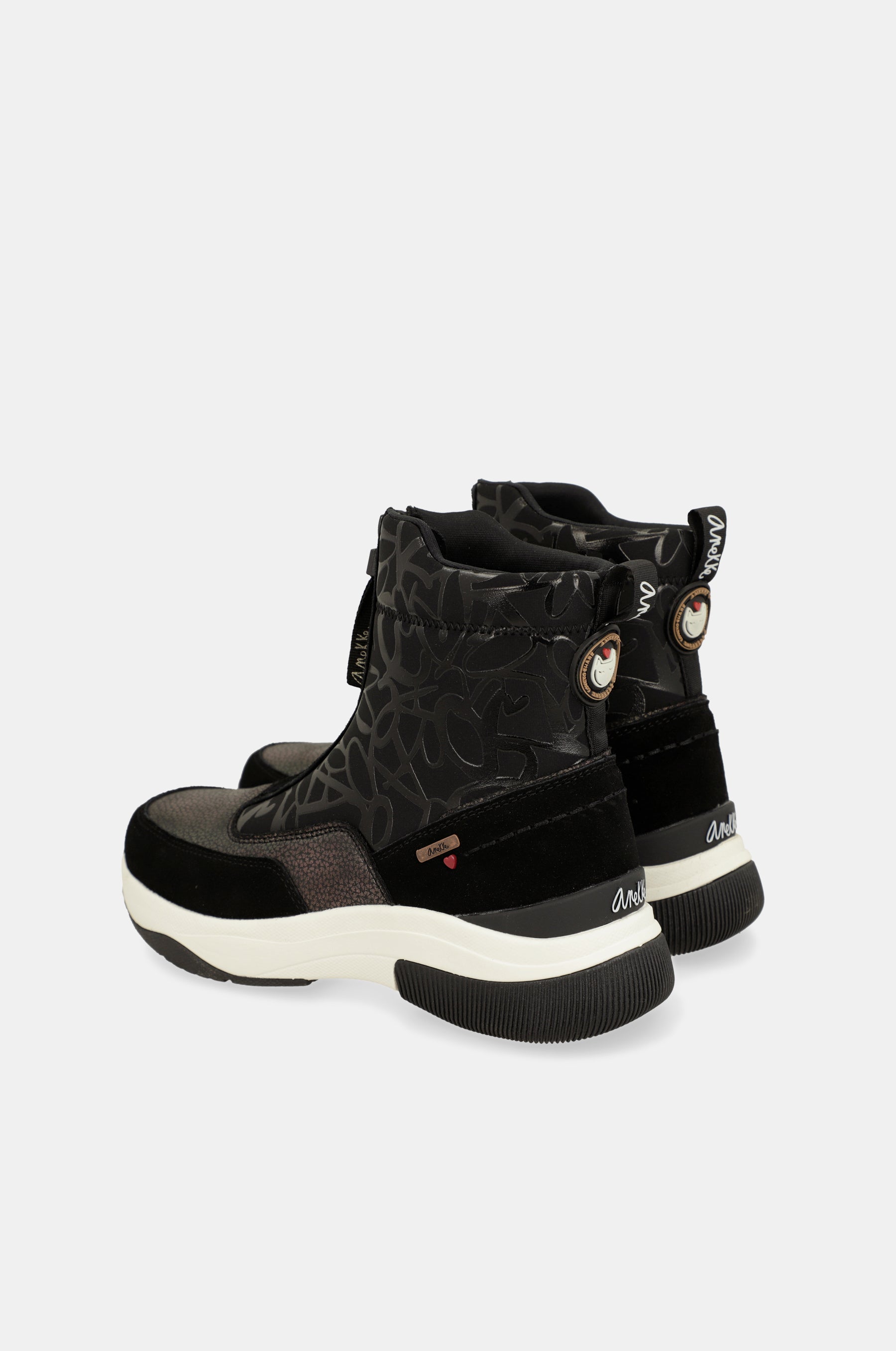 Elegante schwarze sportliche Stiefelette