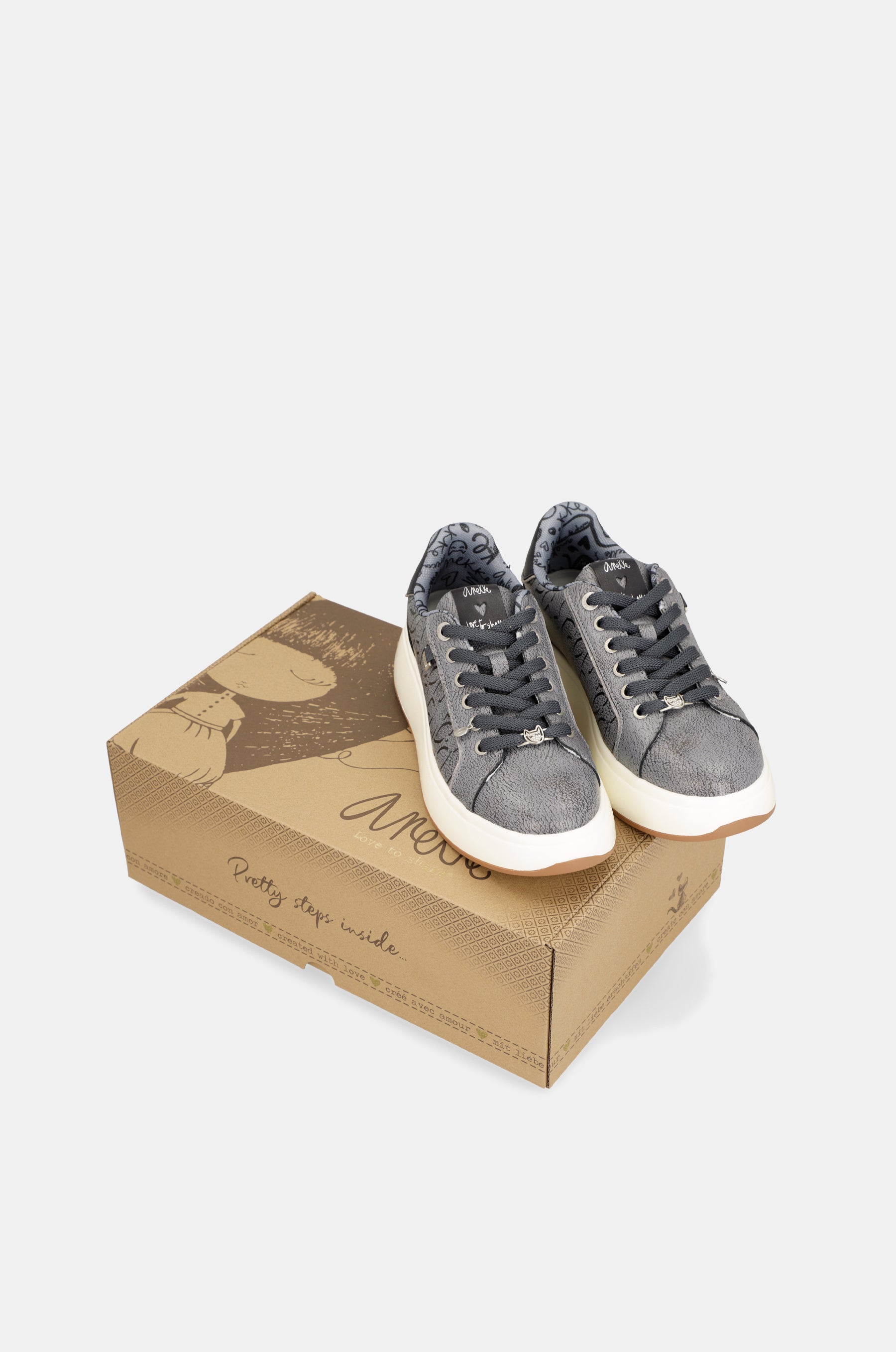 Lässige blaue Sneaker