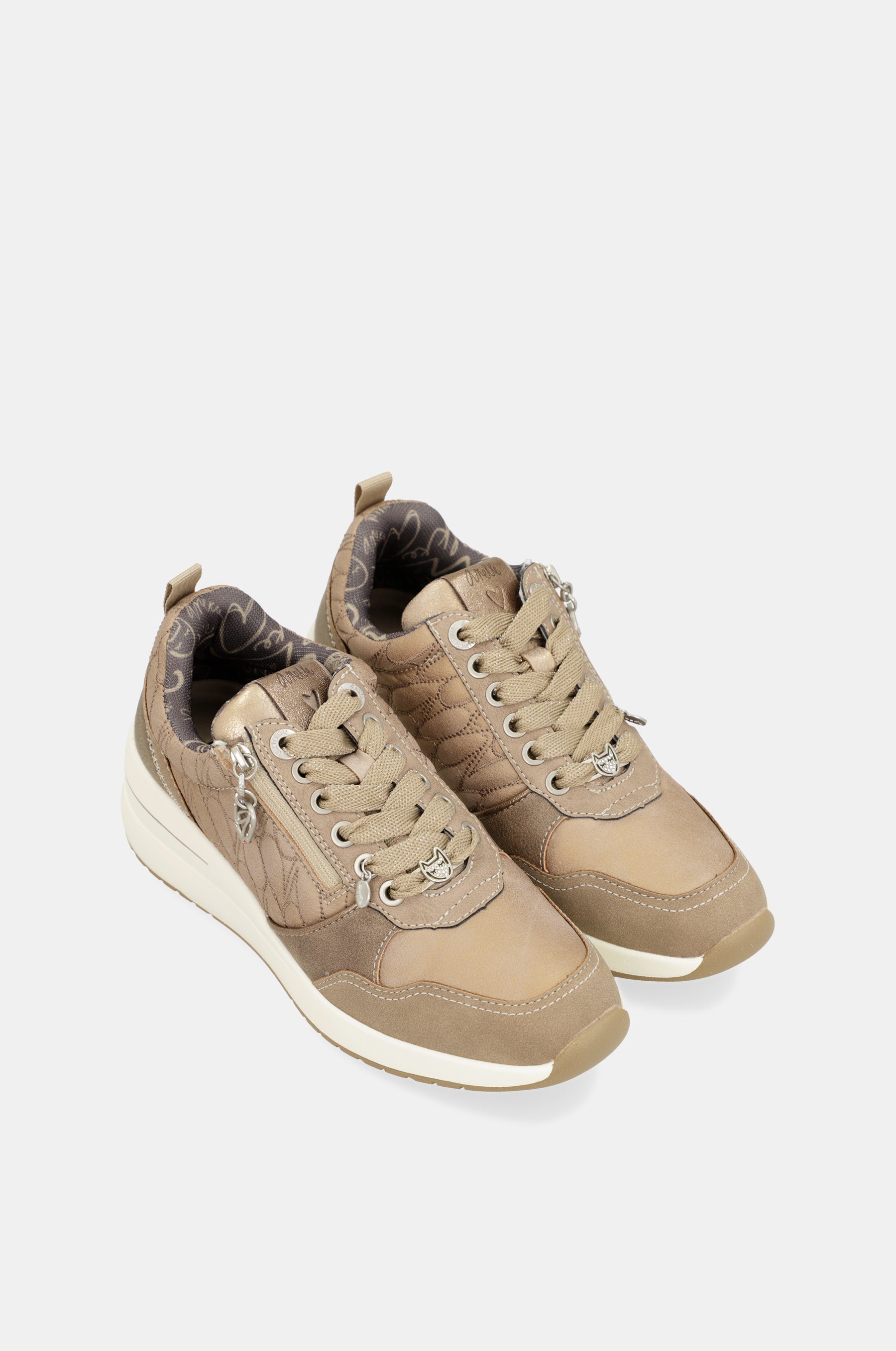Braune Sneakers mit Keilabsatz von Dreams