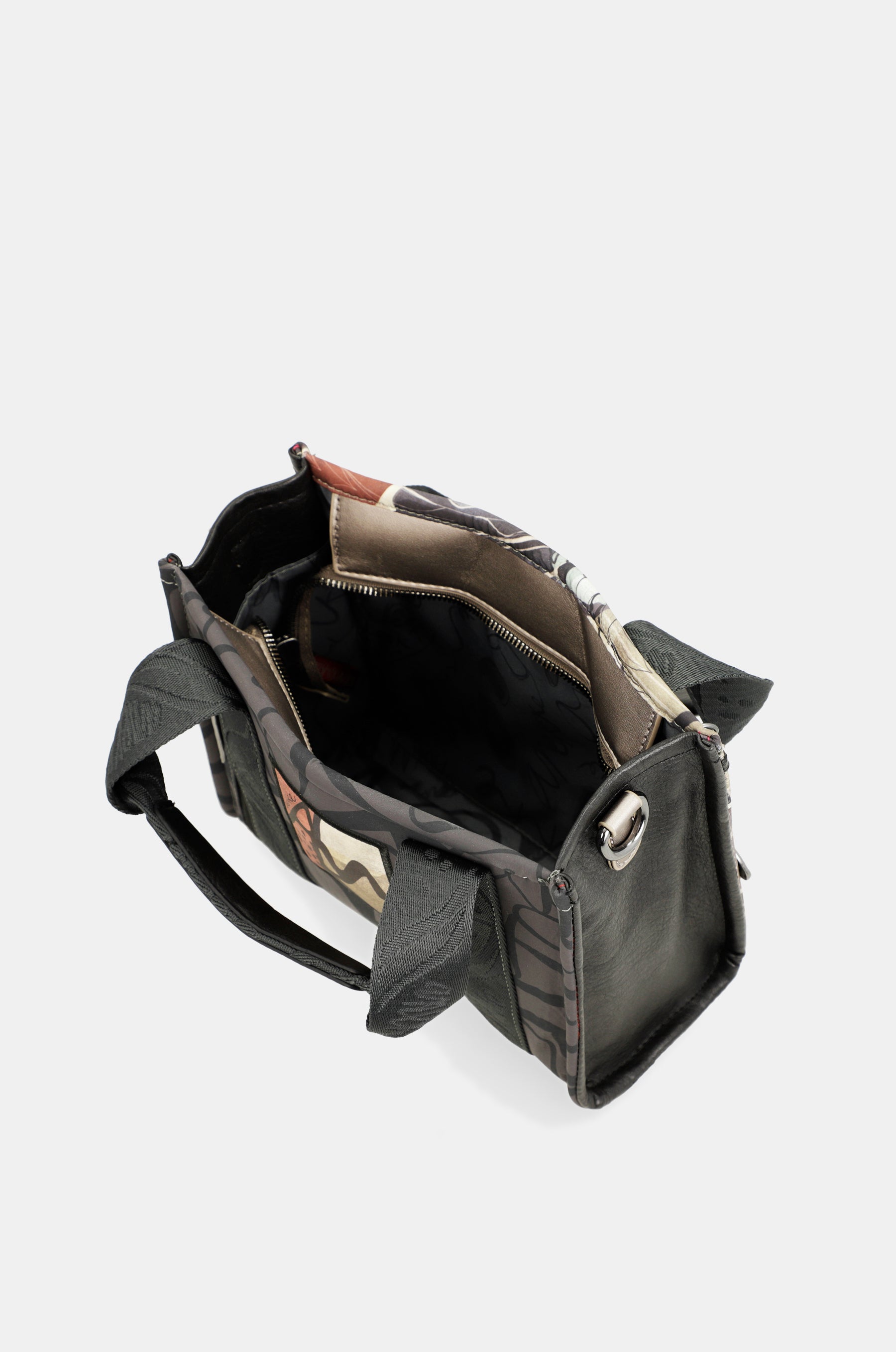 Imaginäre Tasche mit kurzem Henkel