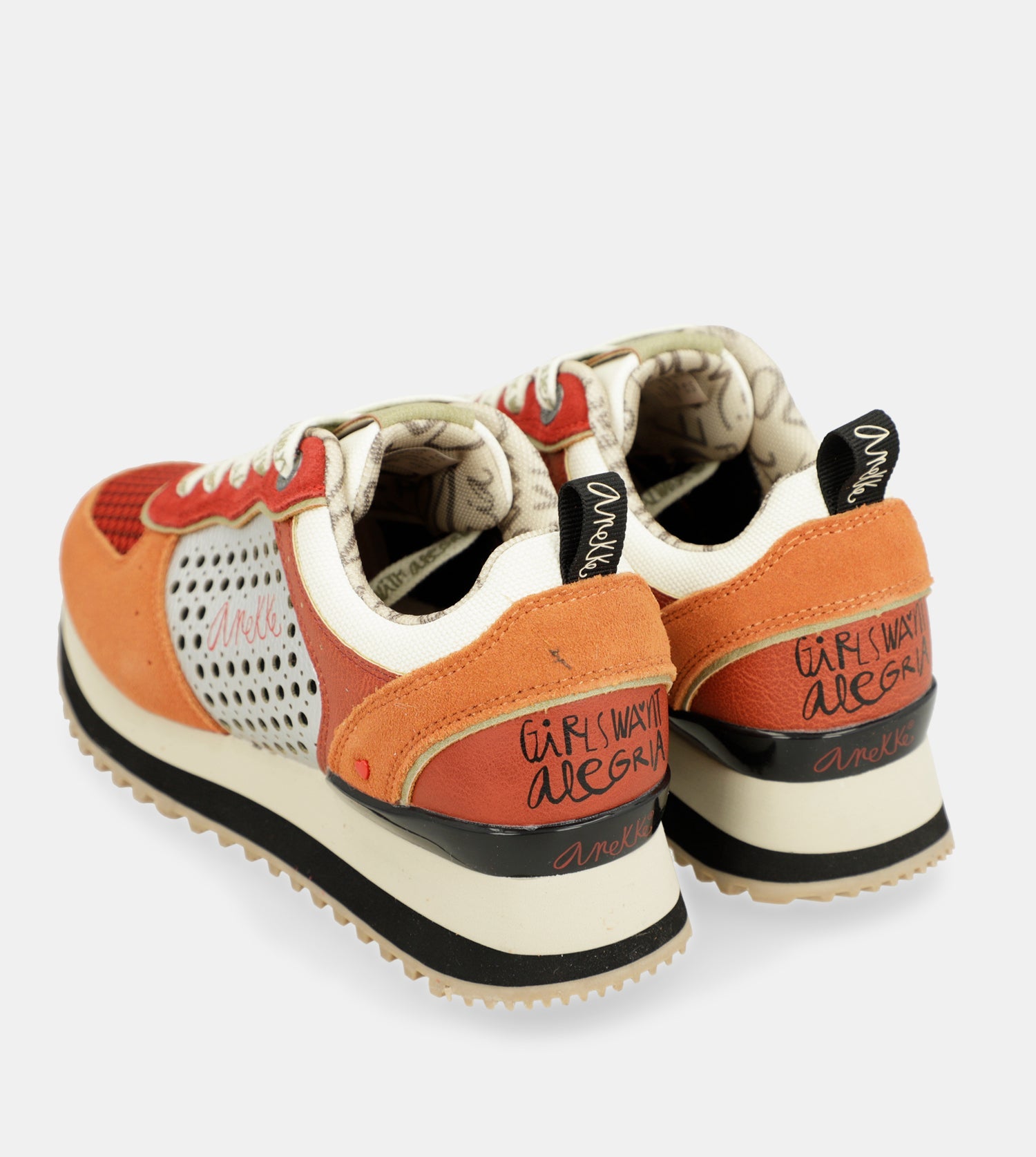 Rote Plattform-Sneakers