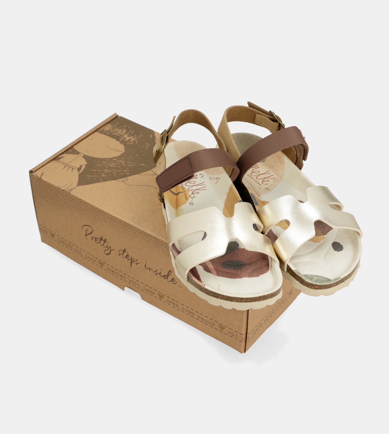 Goldene und braune Sandalen