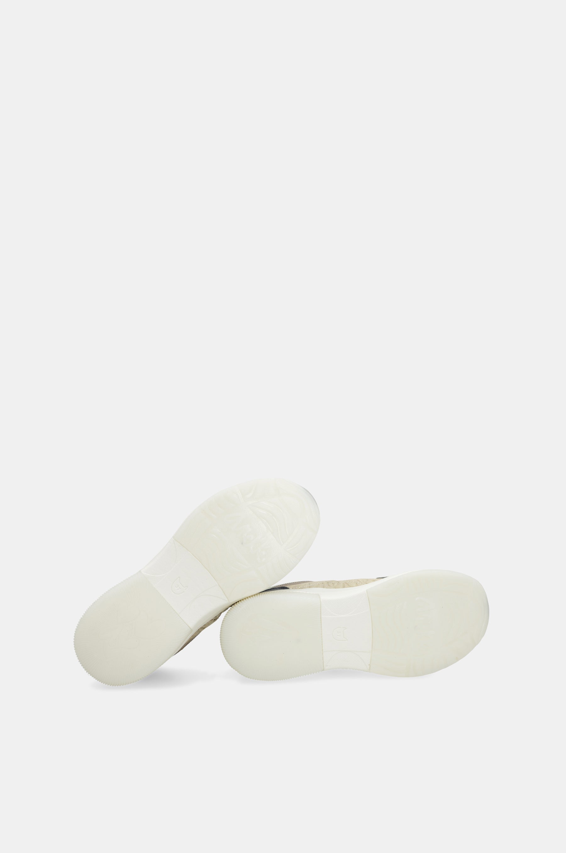Beige sneakers Memories