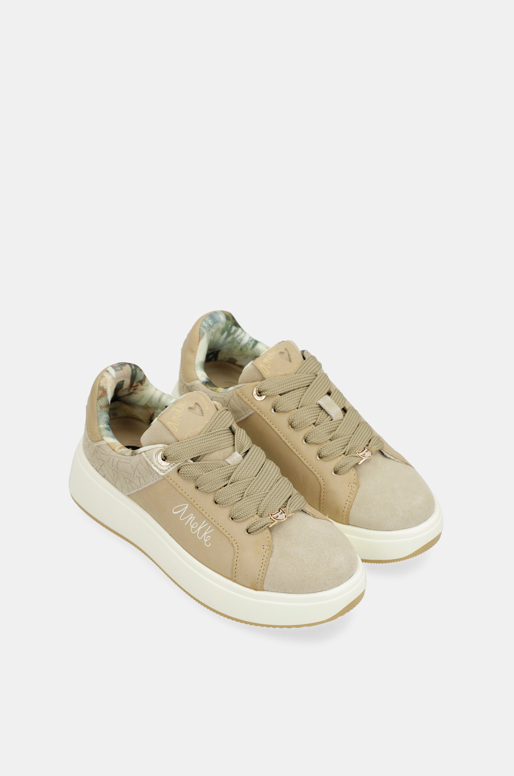 Sneakers sand Memories