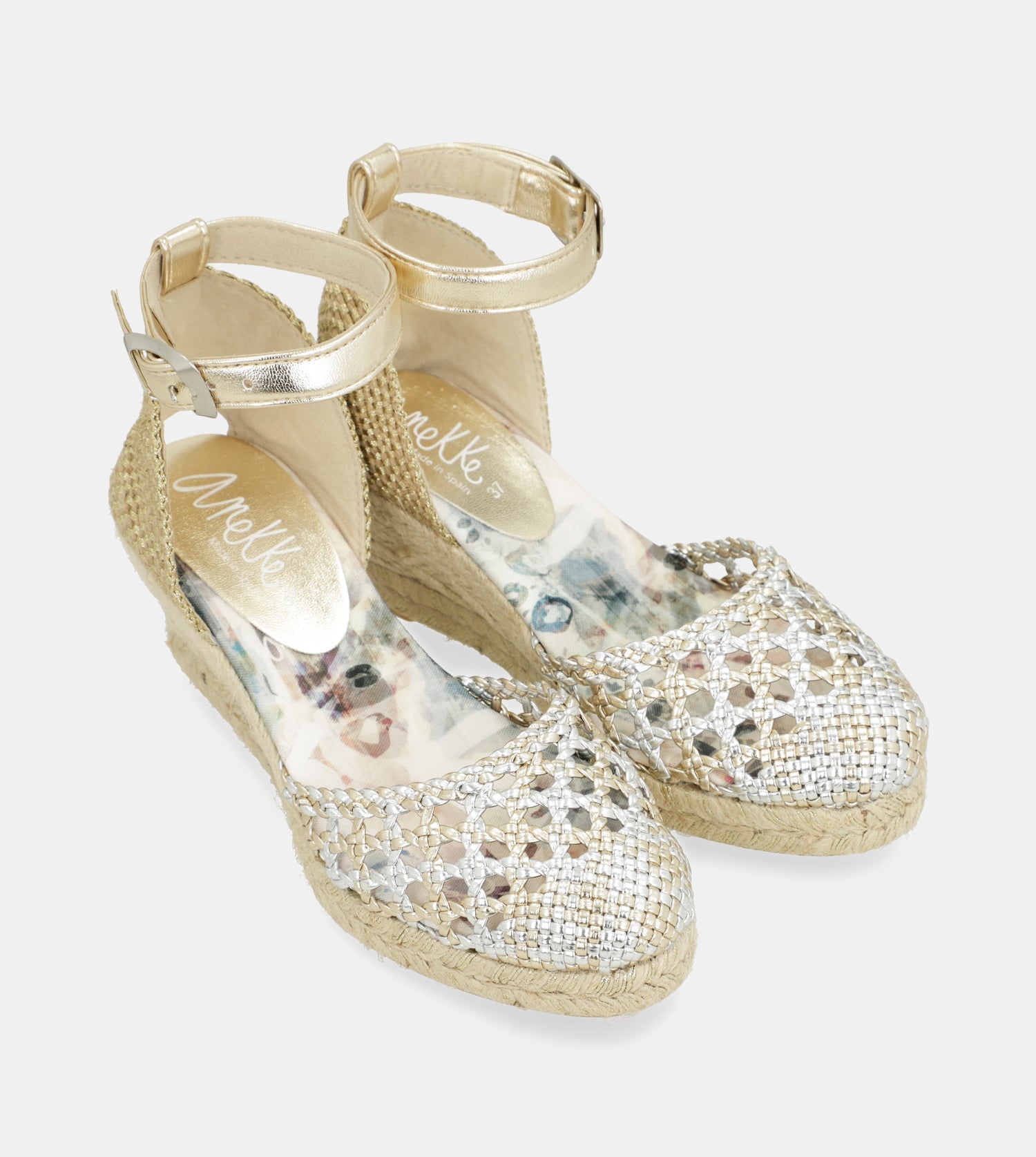 Silberne Keilsandalen Memories