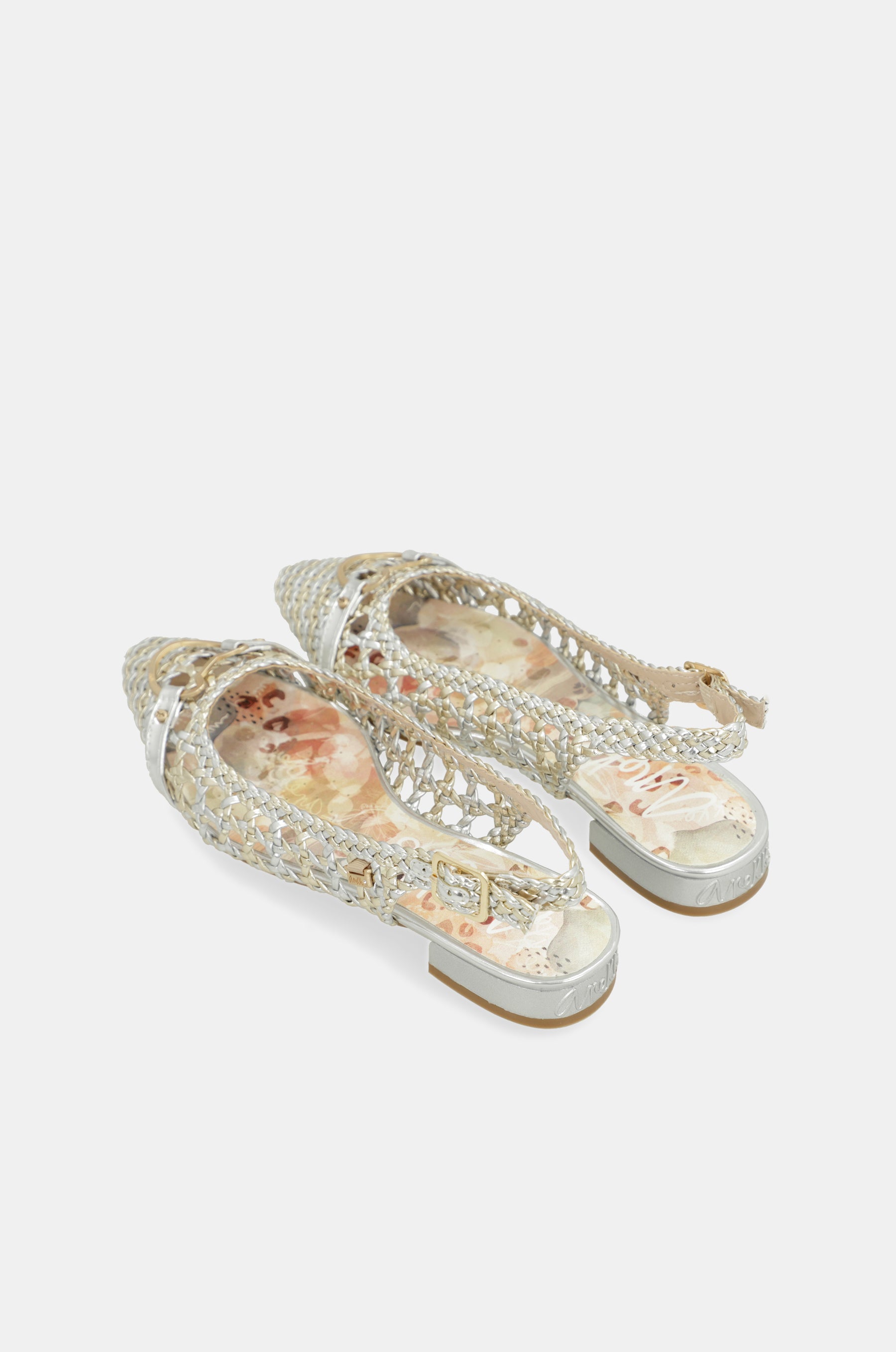 Goldene und silberne Slingback-Ballerinas