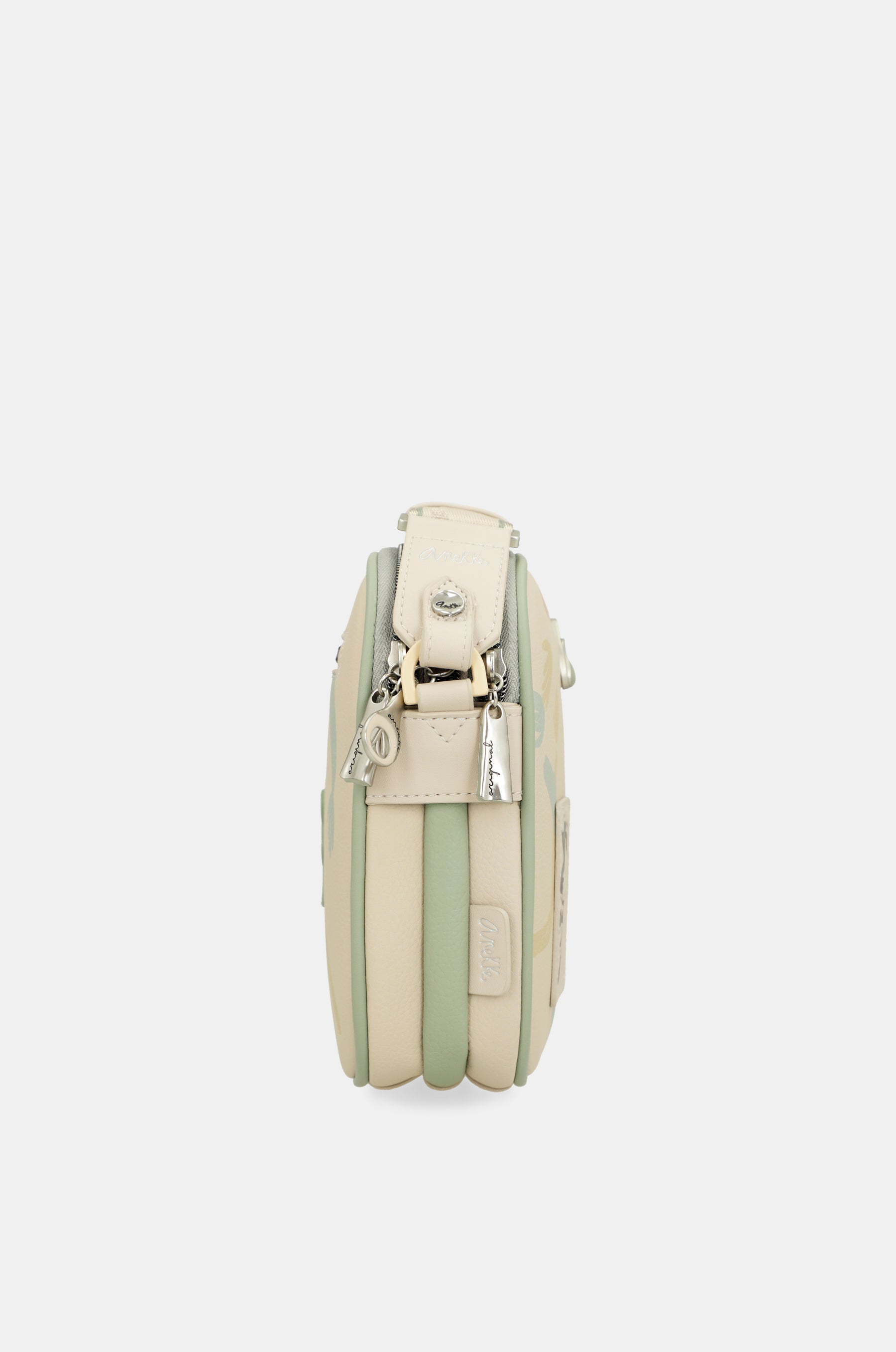 Umhängetasche Alma mit drei Fächern