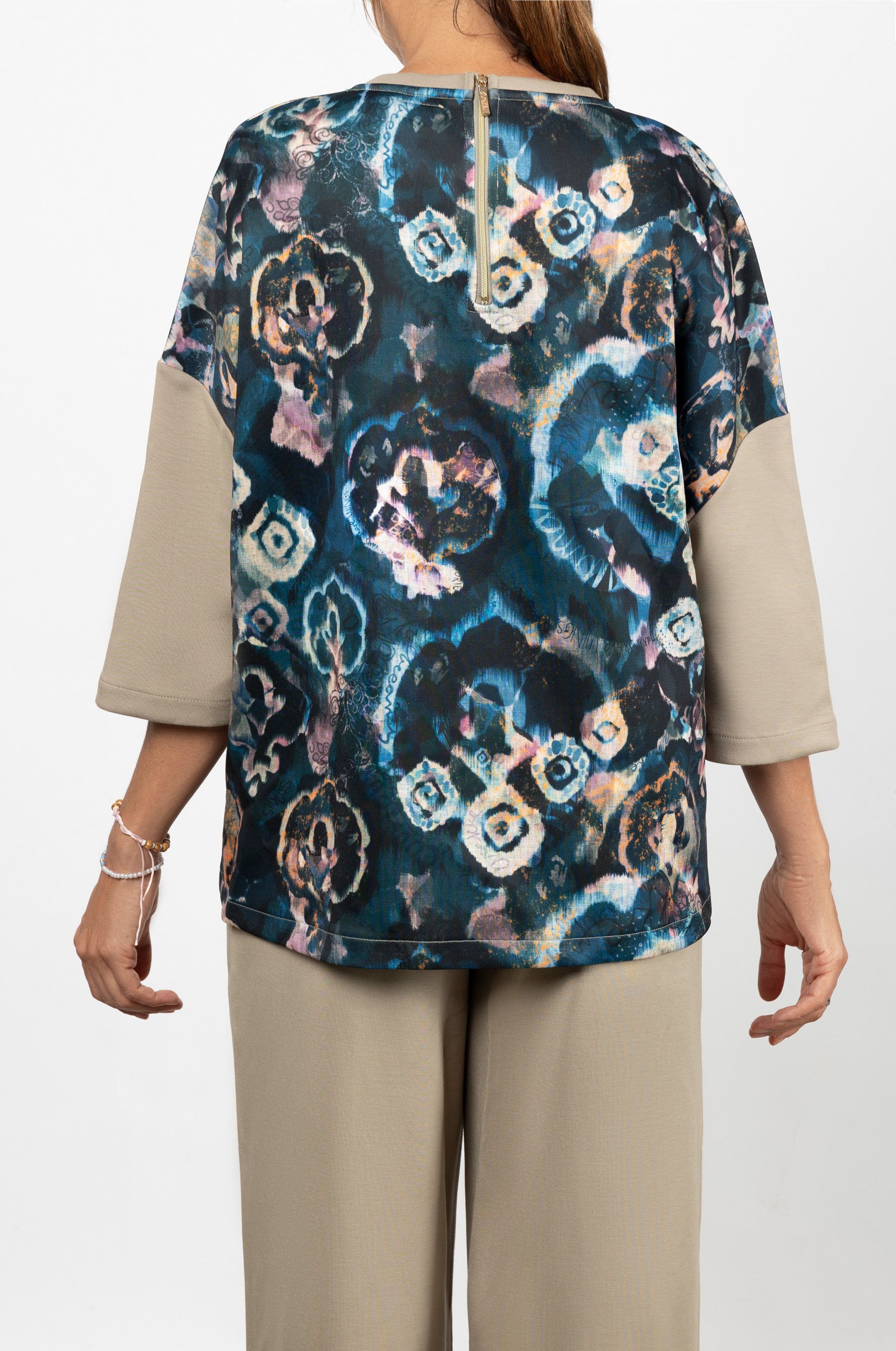 Sweatshirt Manifesto