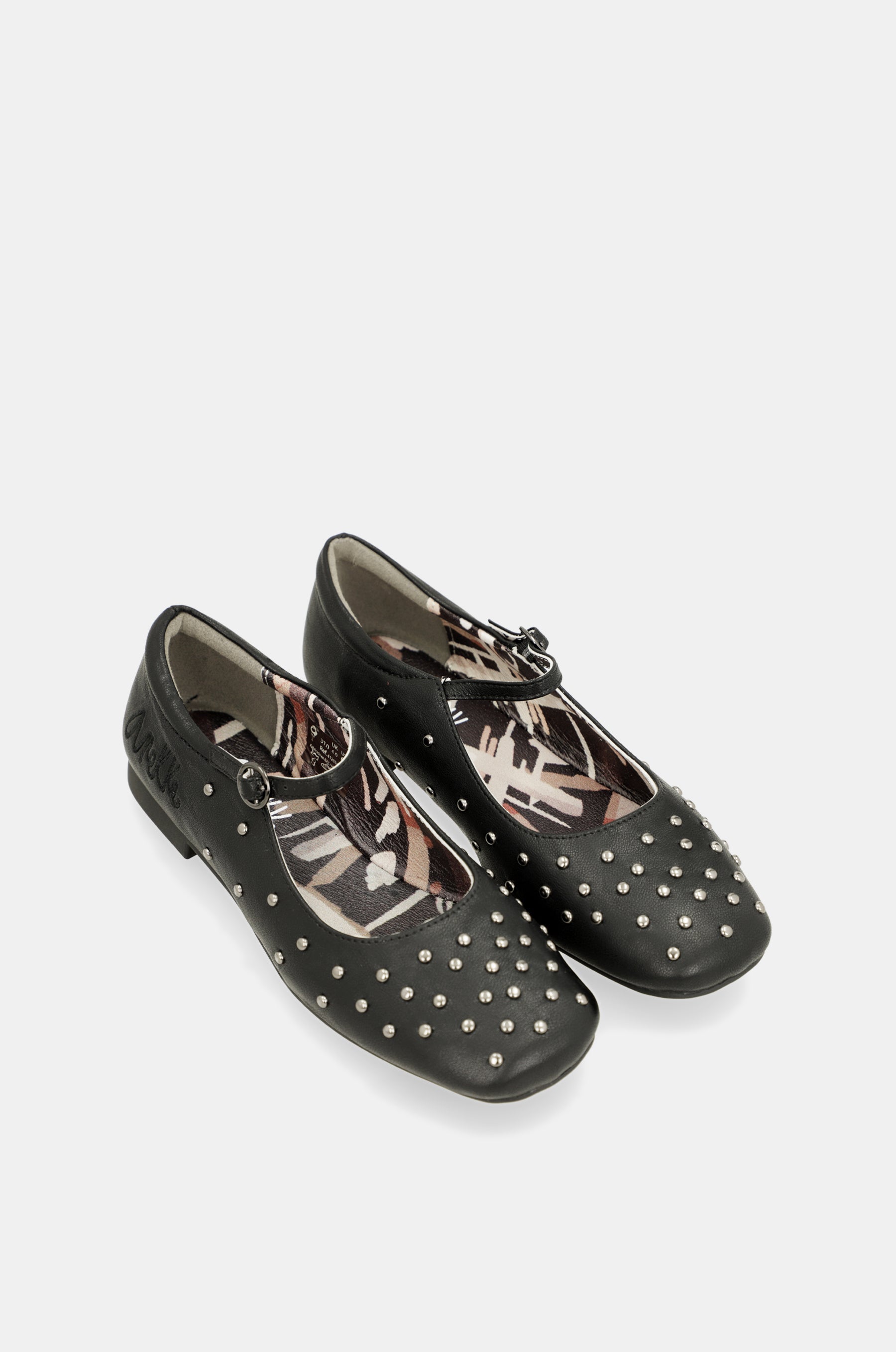 Ballerinas mit Nieten schwarz