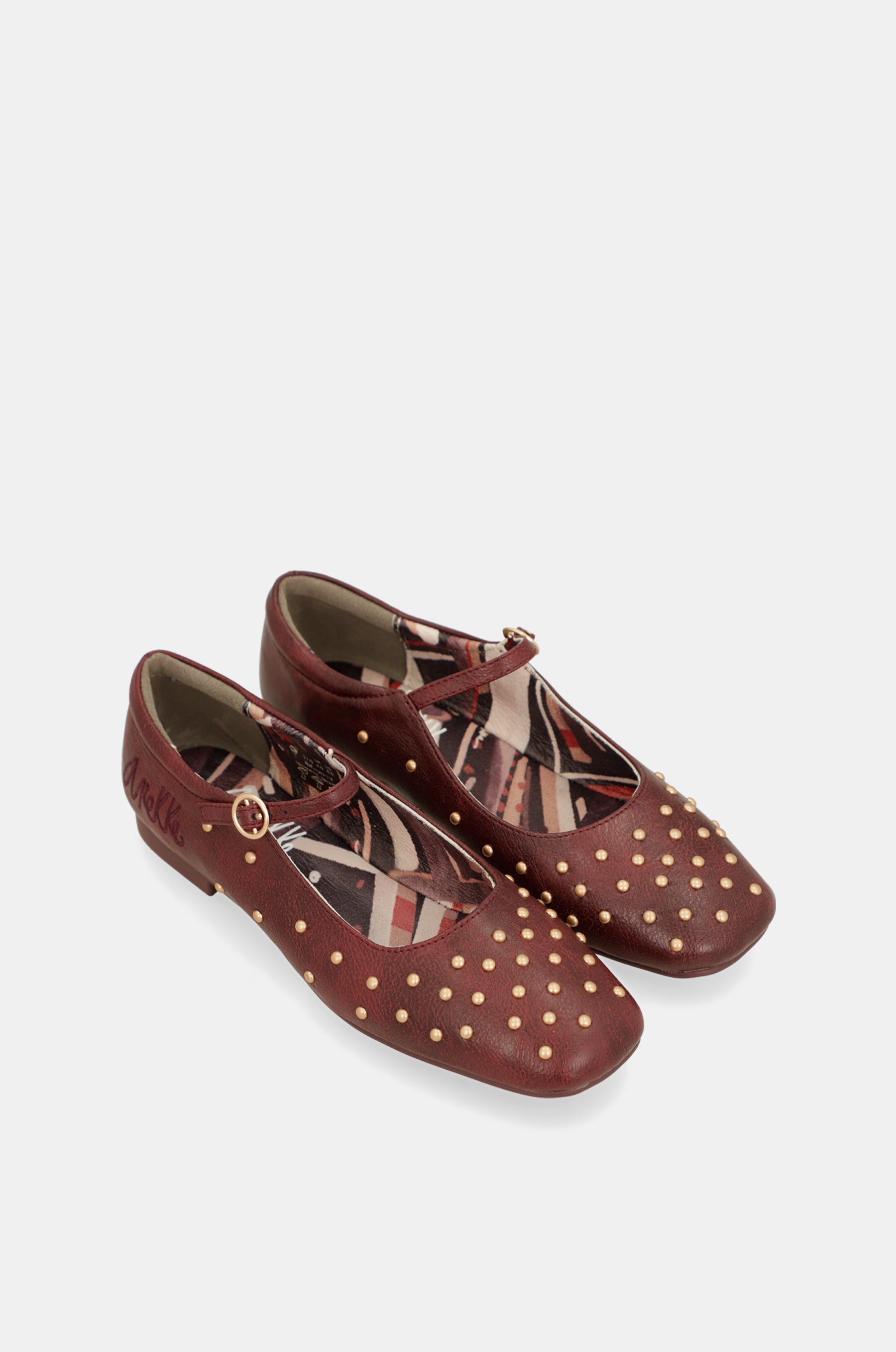 Ballerinas mit Nieten bordeaux