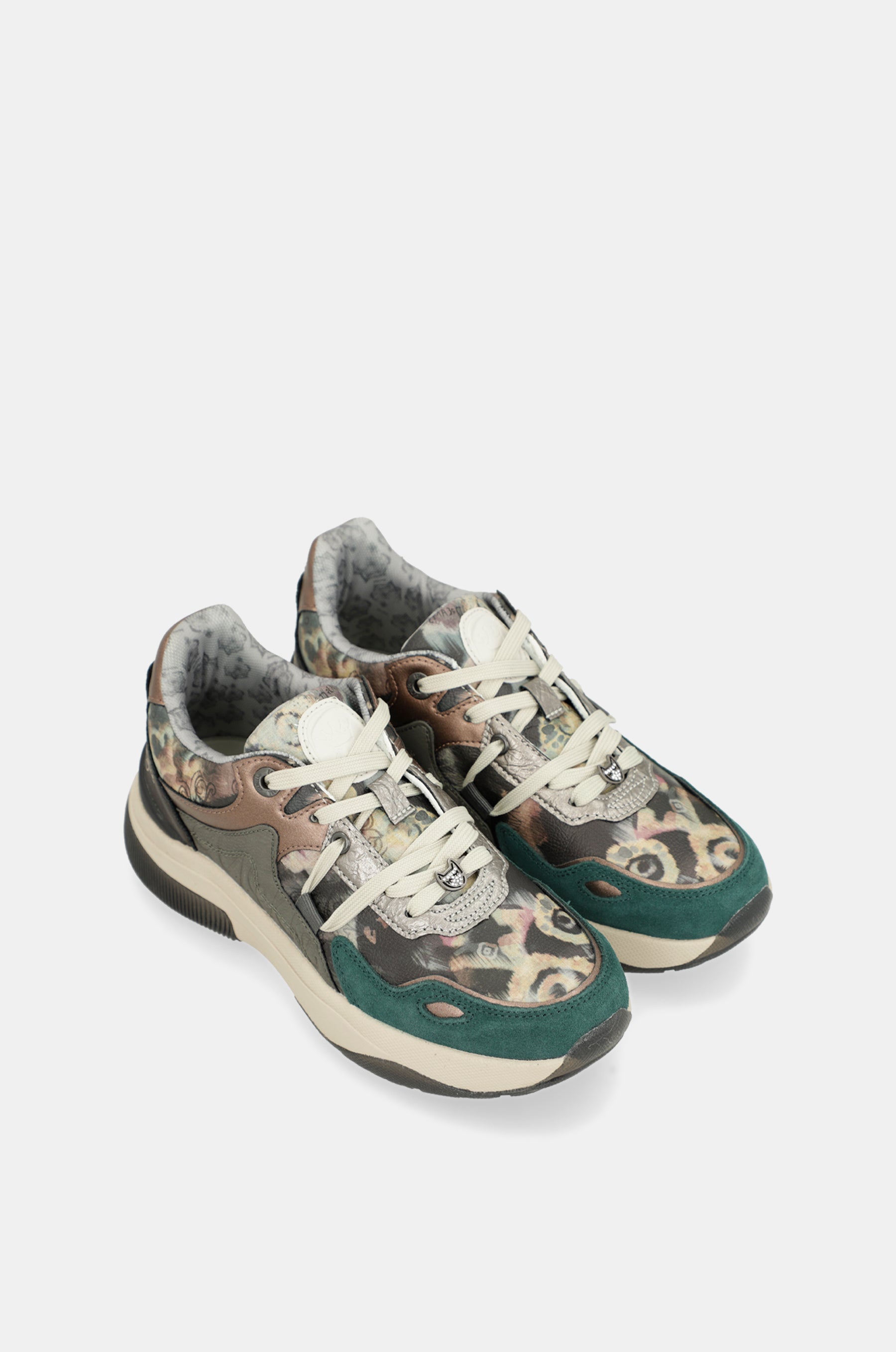 Sneakers grün gemustert Manifesto