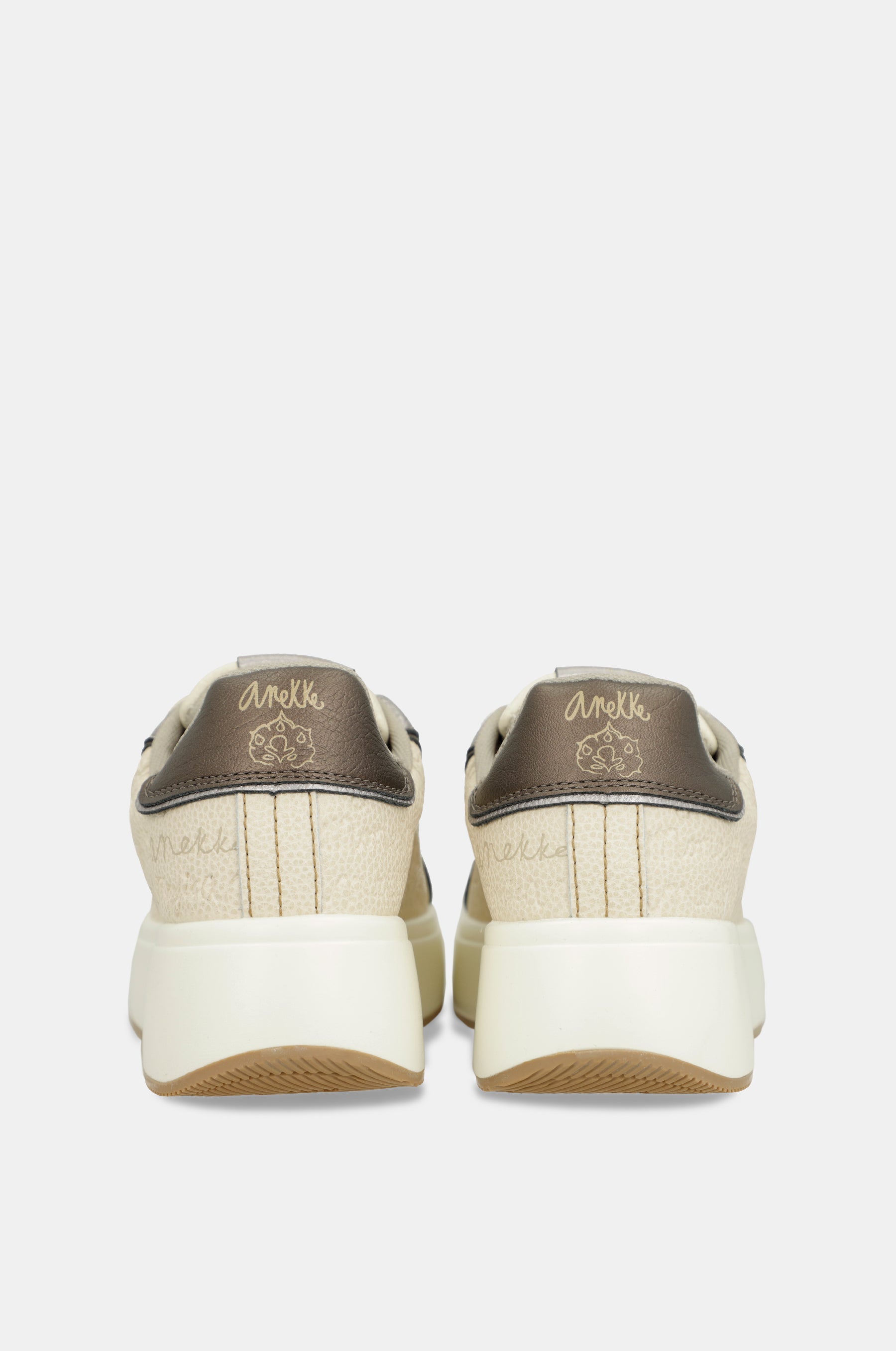 Sneakers weiß Studio
