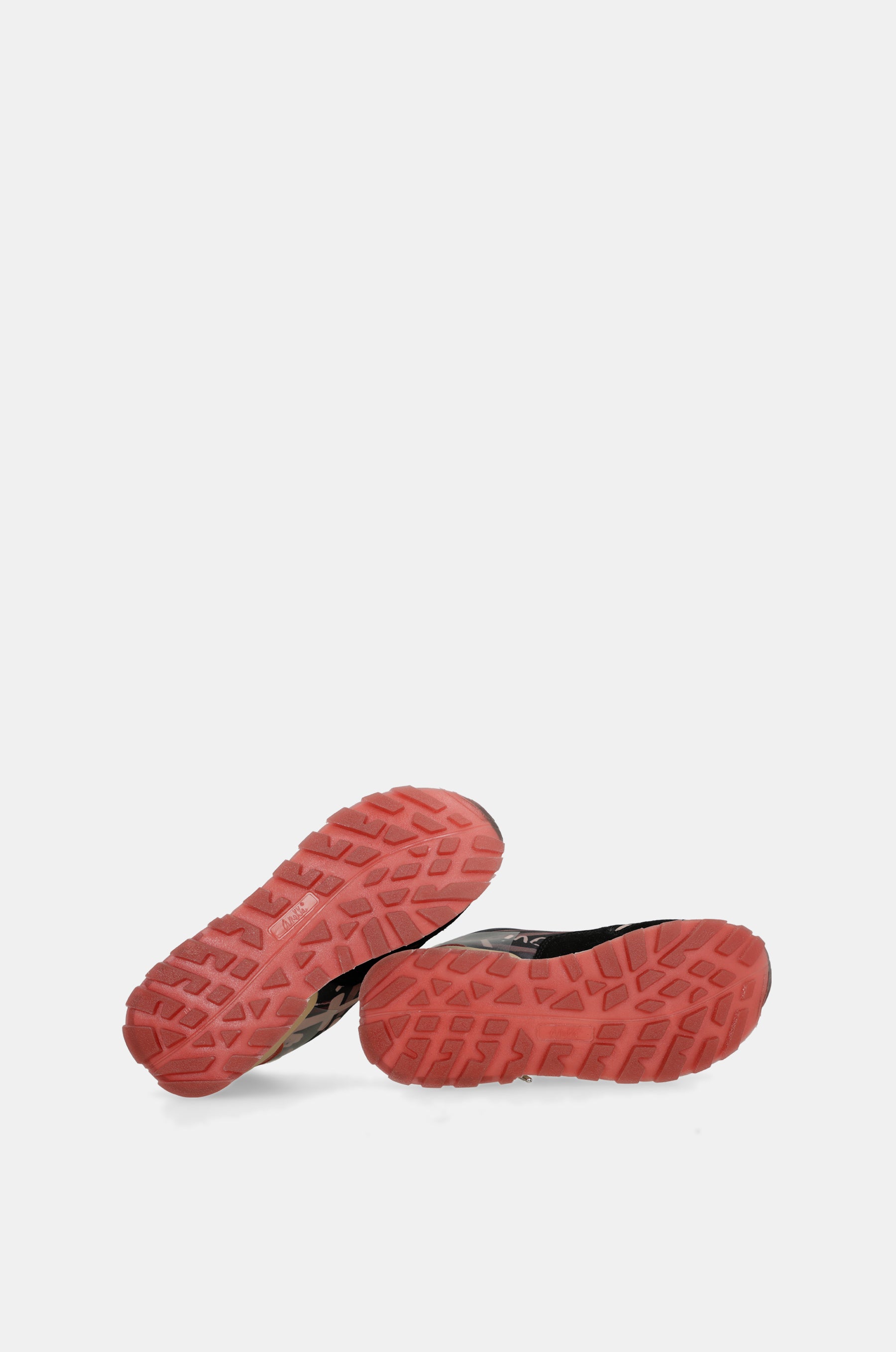 Sneakers schwarz gemustert