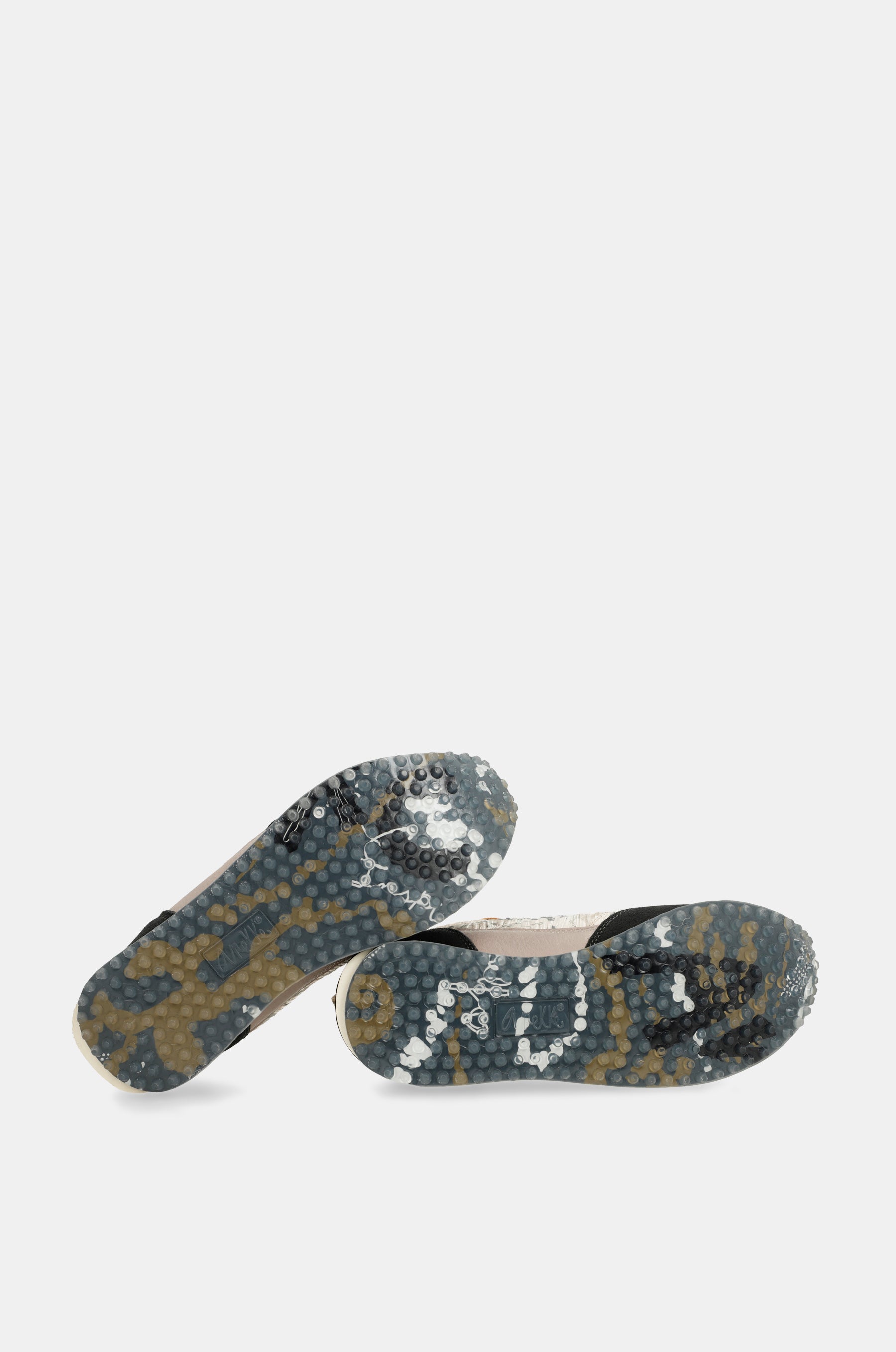 Sneakers schwarz und gold mit mehrfarbiger Sohle