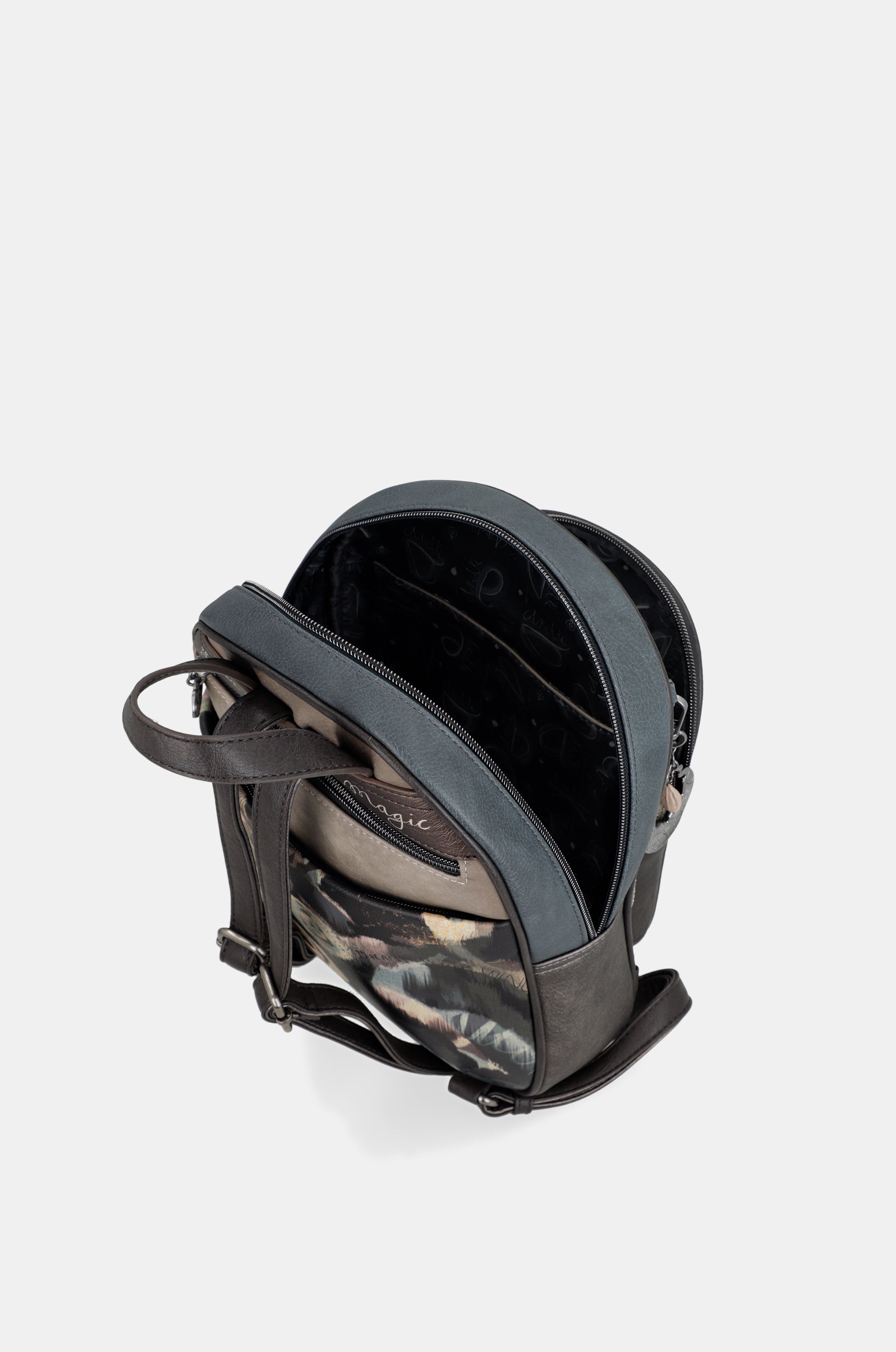 Rucksack mit Vorderfach Real