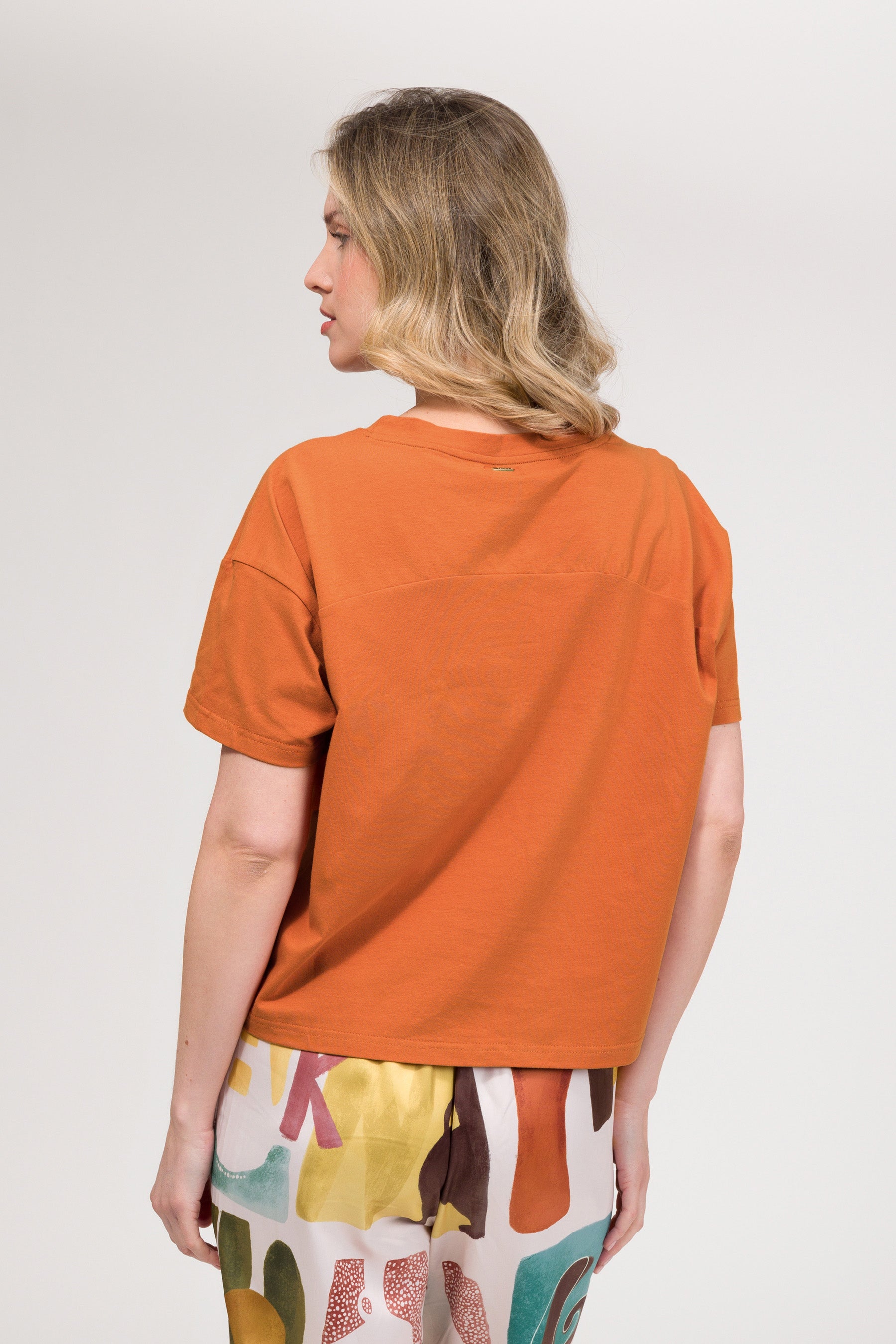 Oranges Kurzarm-T-Shirt