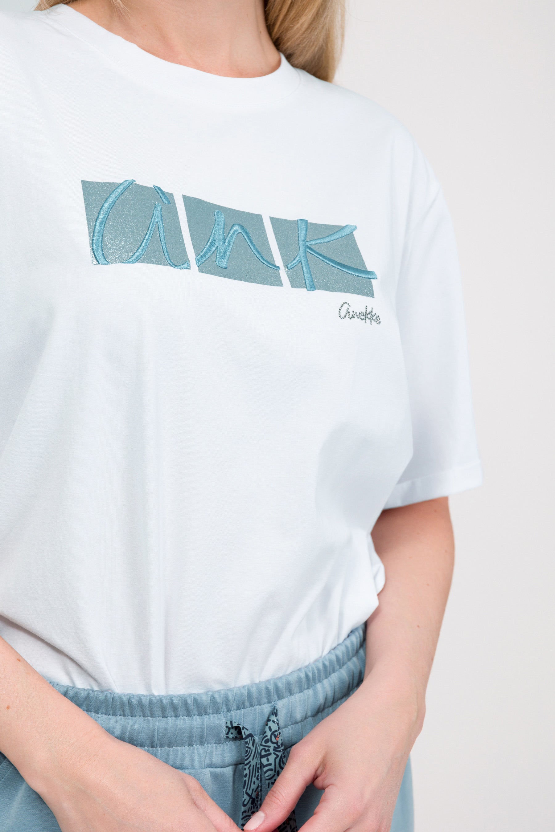 Weißes Kurzarm-T-Shirt