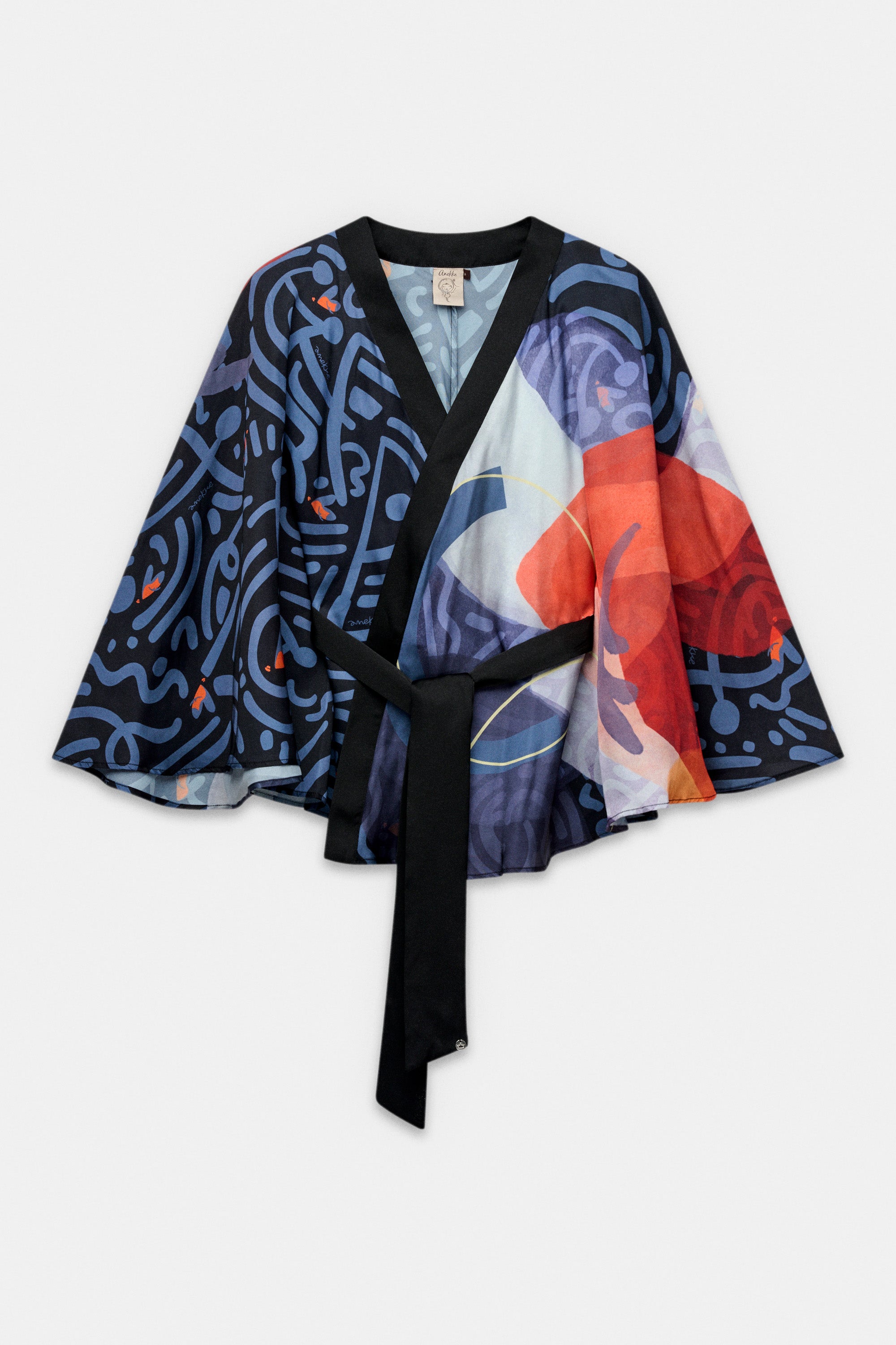 Fließender Kimono mit Muster