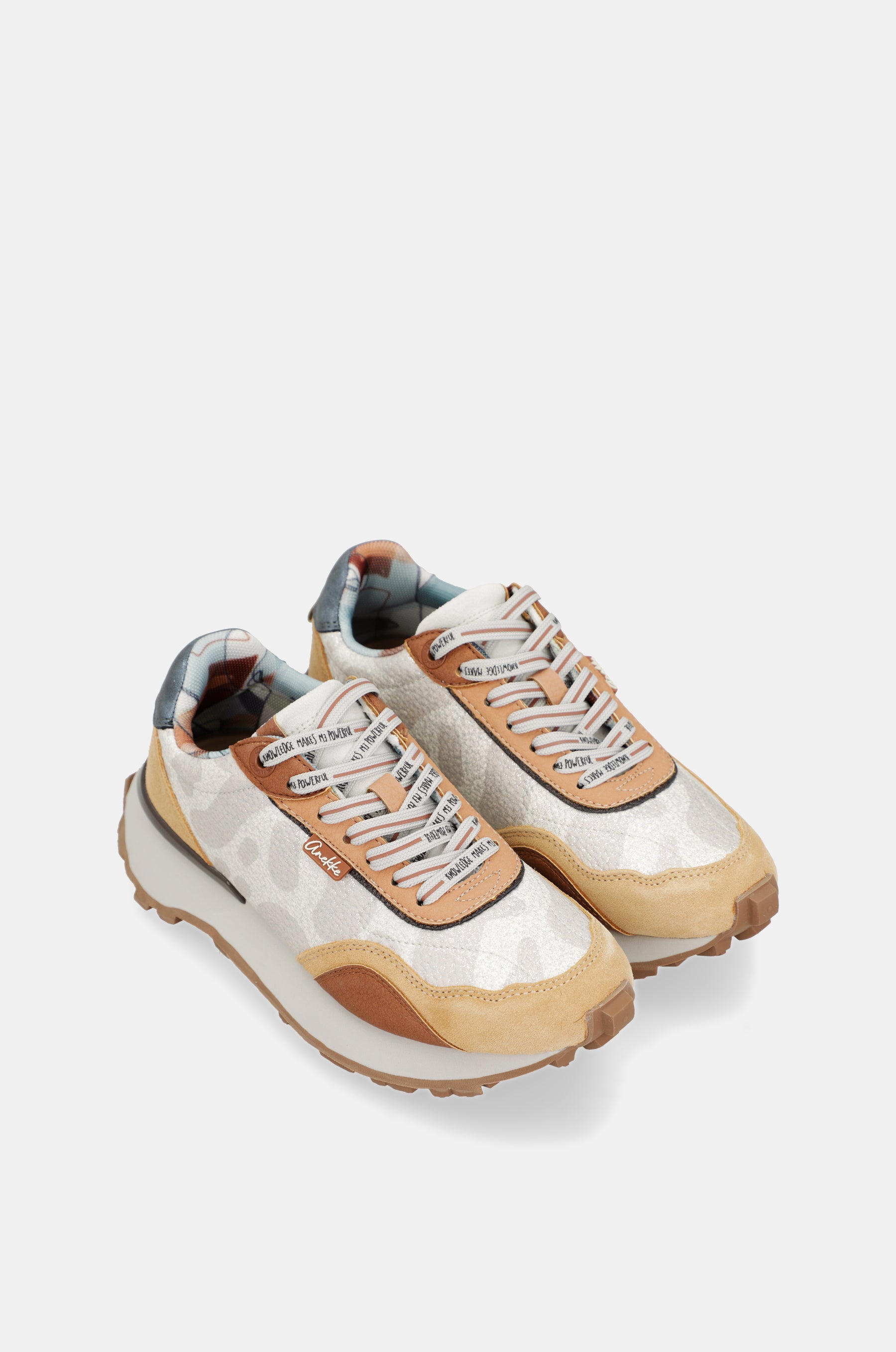 Beige-orange Sneaker