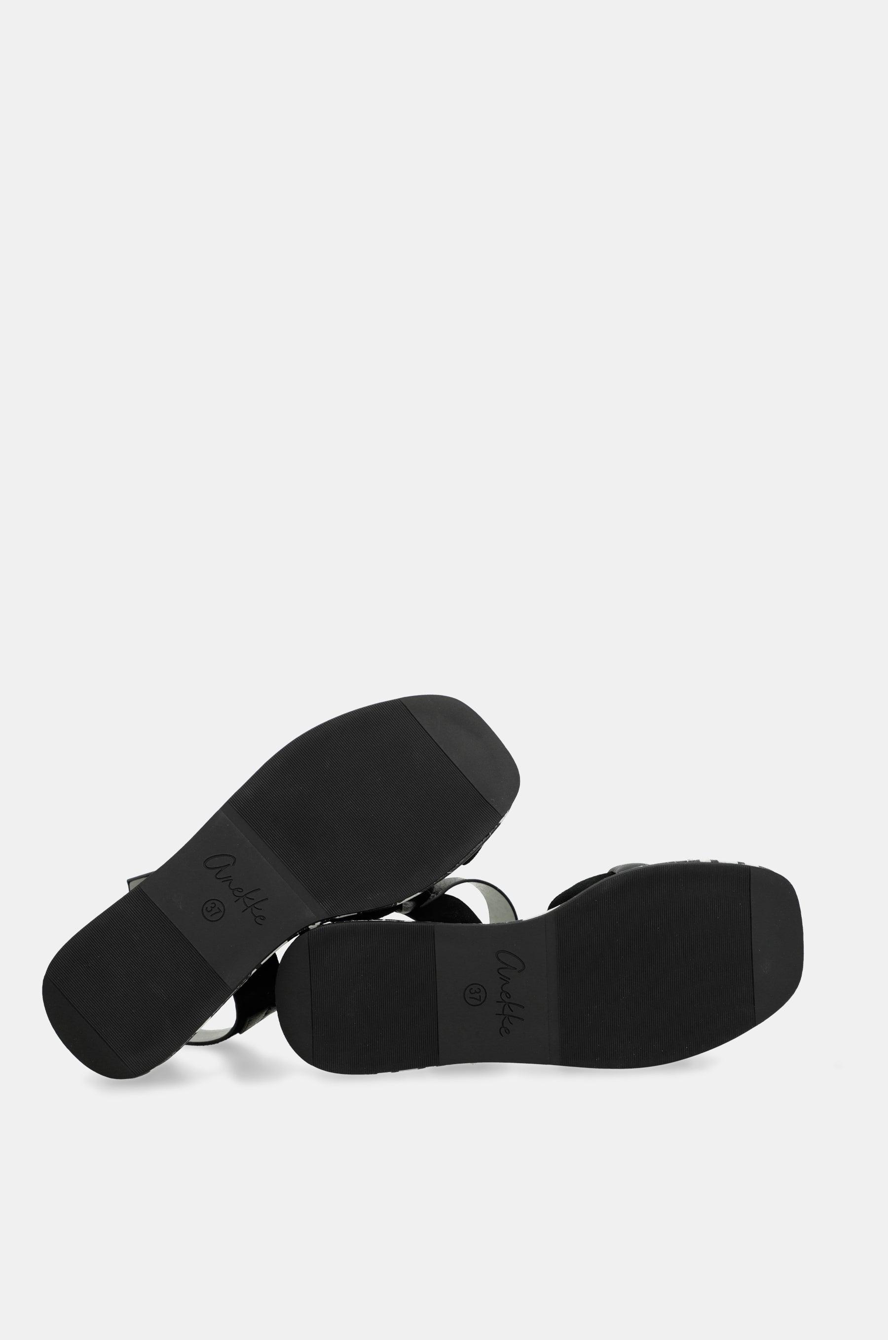 Schwarz-weiße Plateausandalen