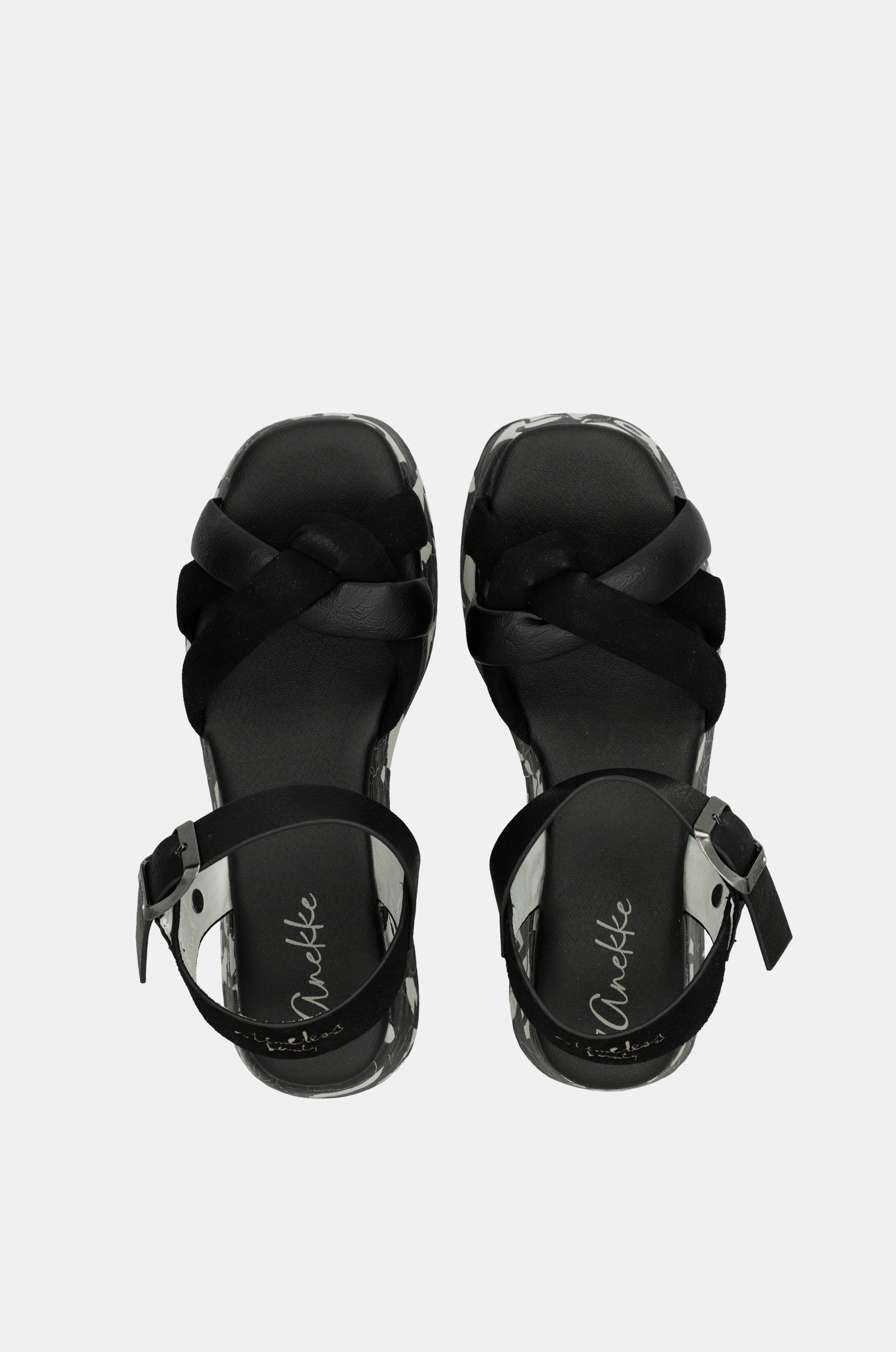 Schwarz-weiße Plateausandalen