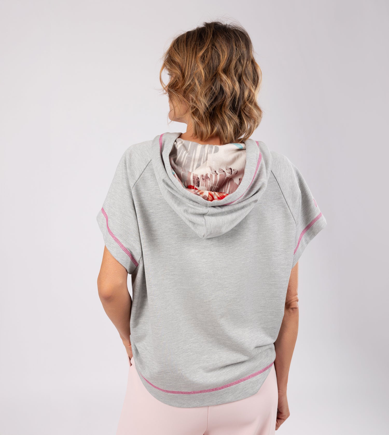 Graues, ärmelloses Sweatshirt „Passion“.