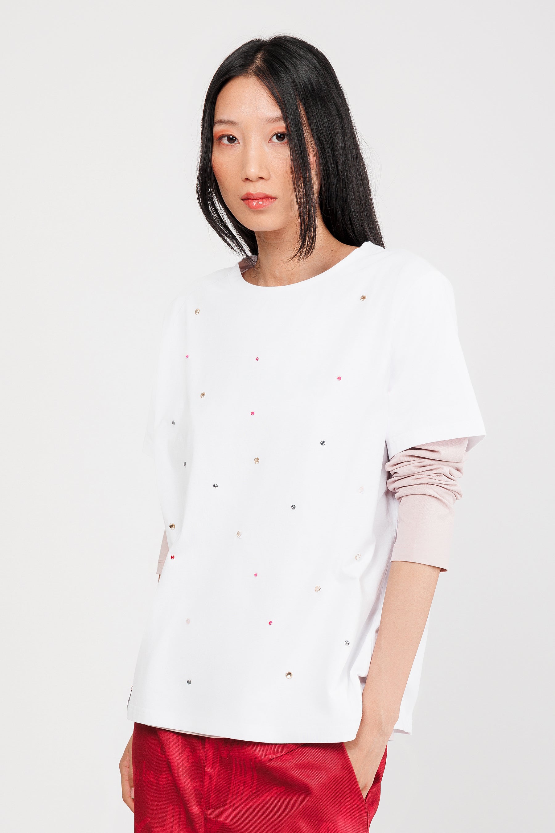 Kurzarm-T-Shirt weiß mit Nieten