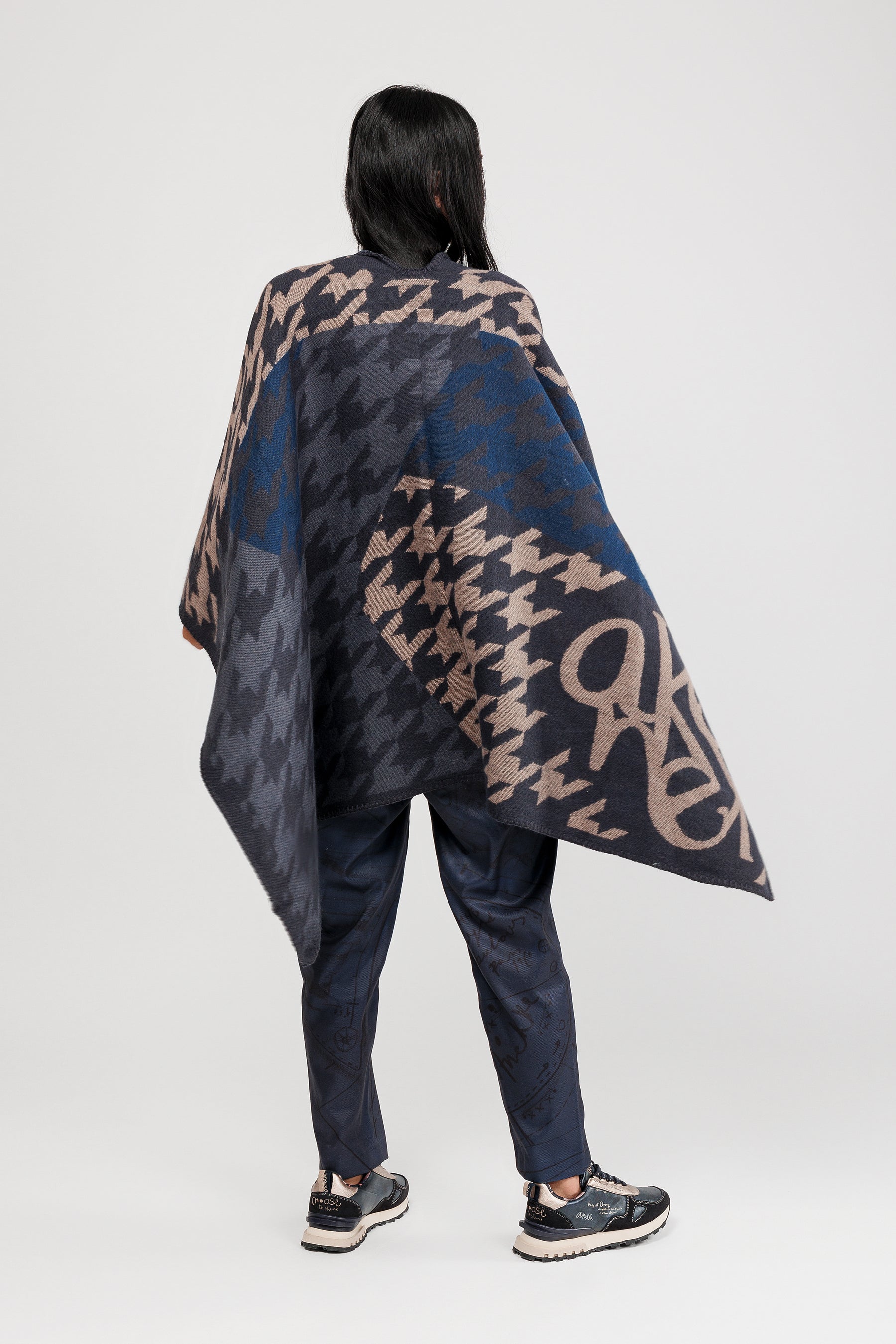 Poncho blau und beige