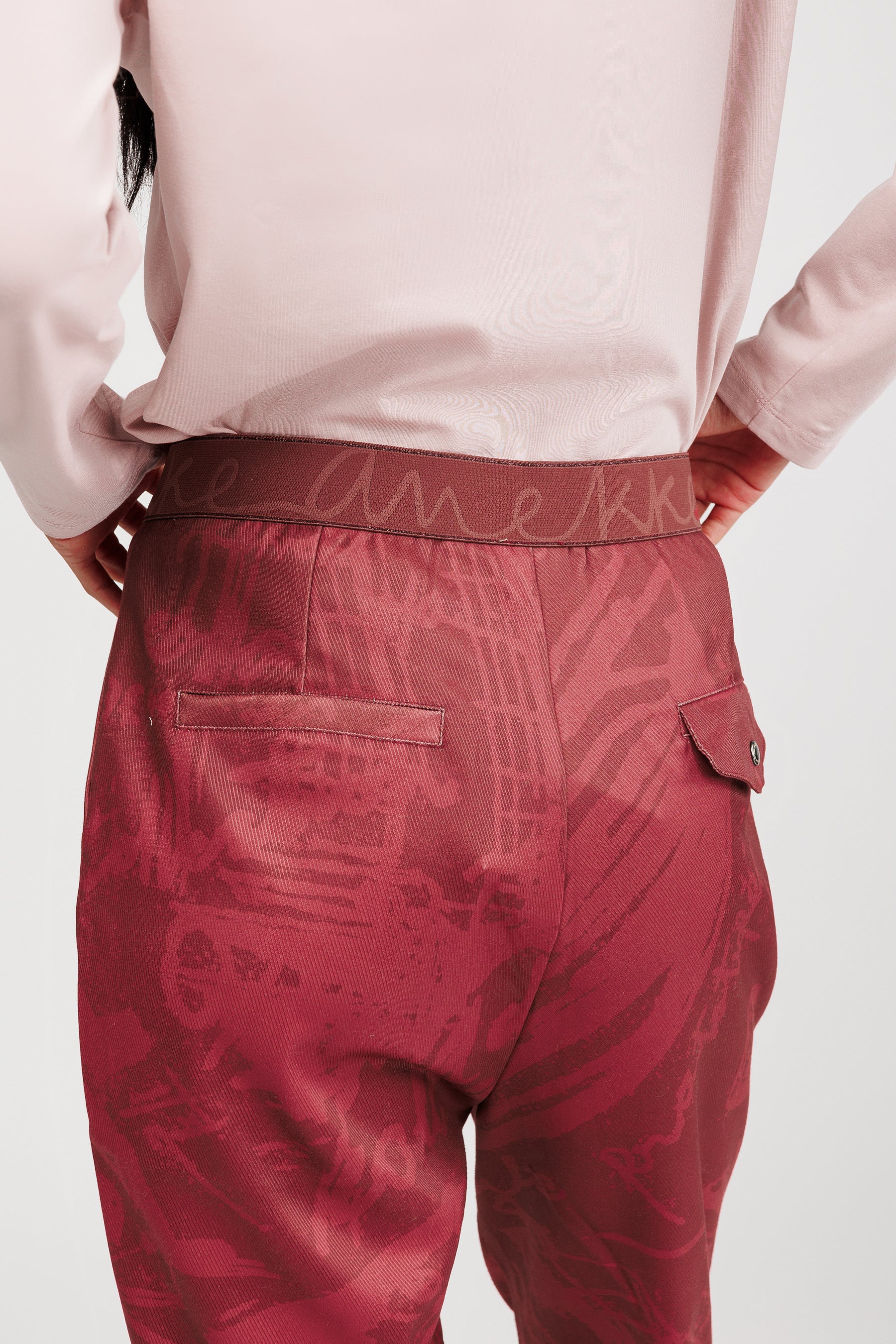 Hose bordeaux