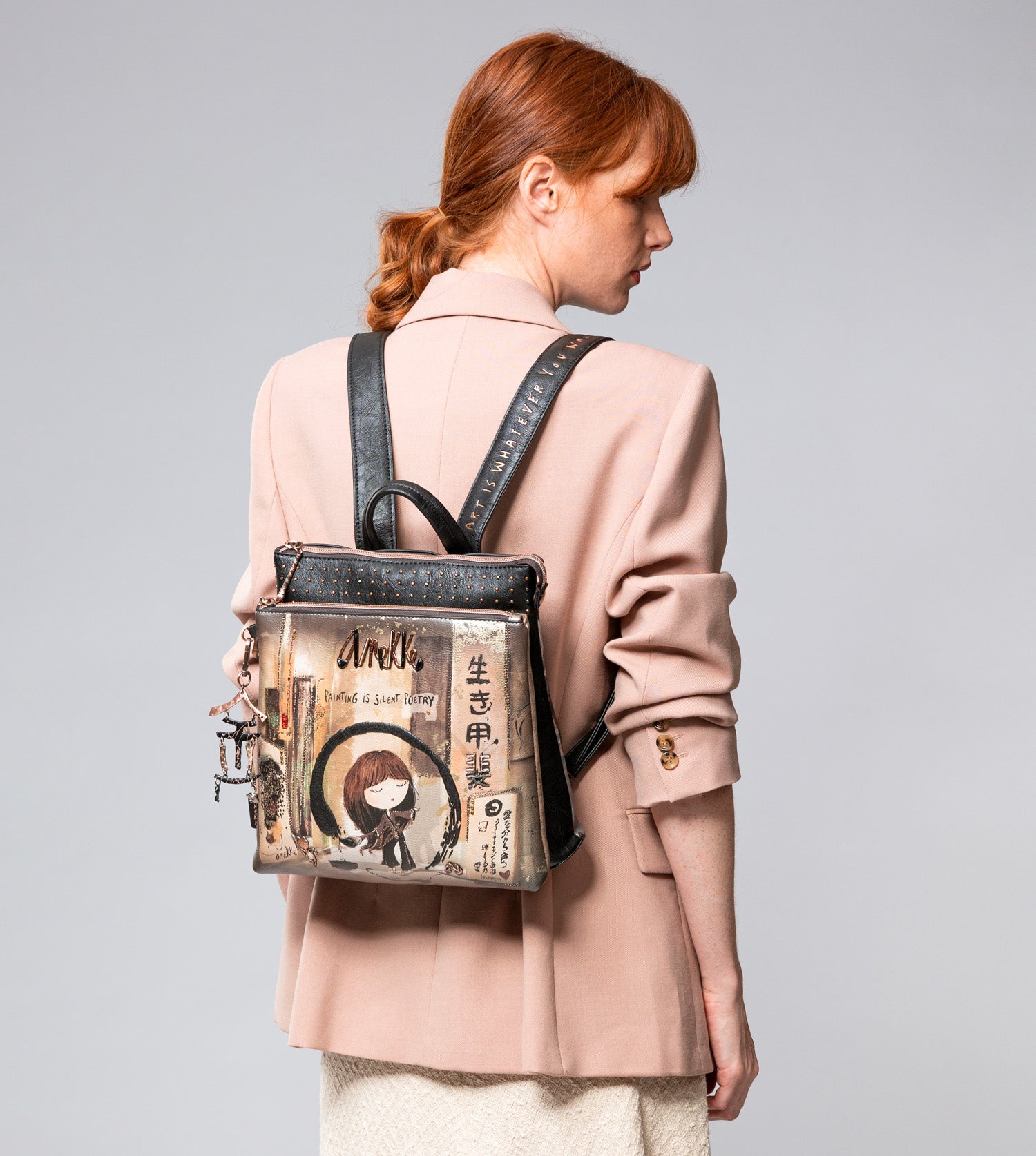 Mittelgroßer schwarzer Shōen-Rucksack