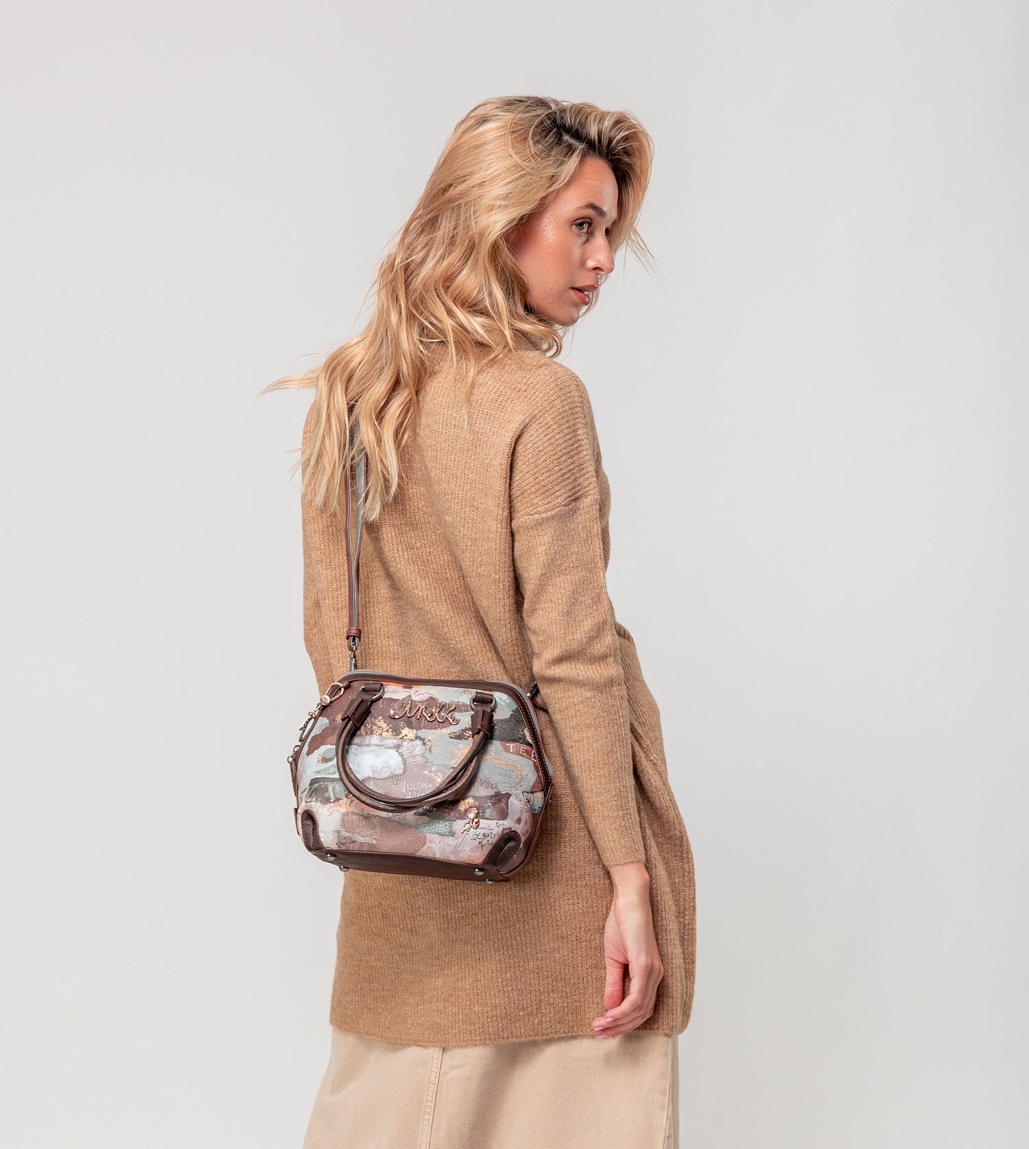 Mittelgroße Tasche Outer kurzem Außengriff