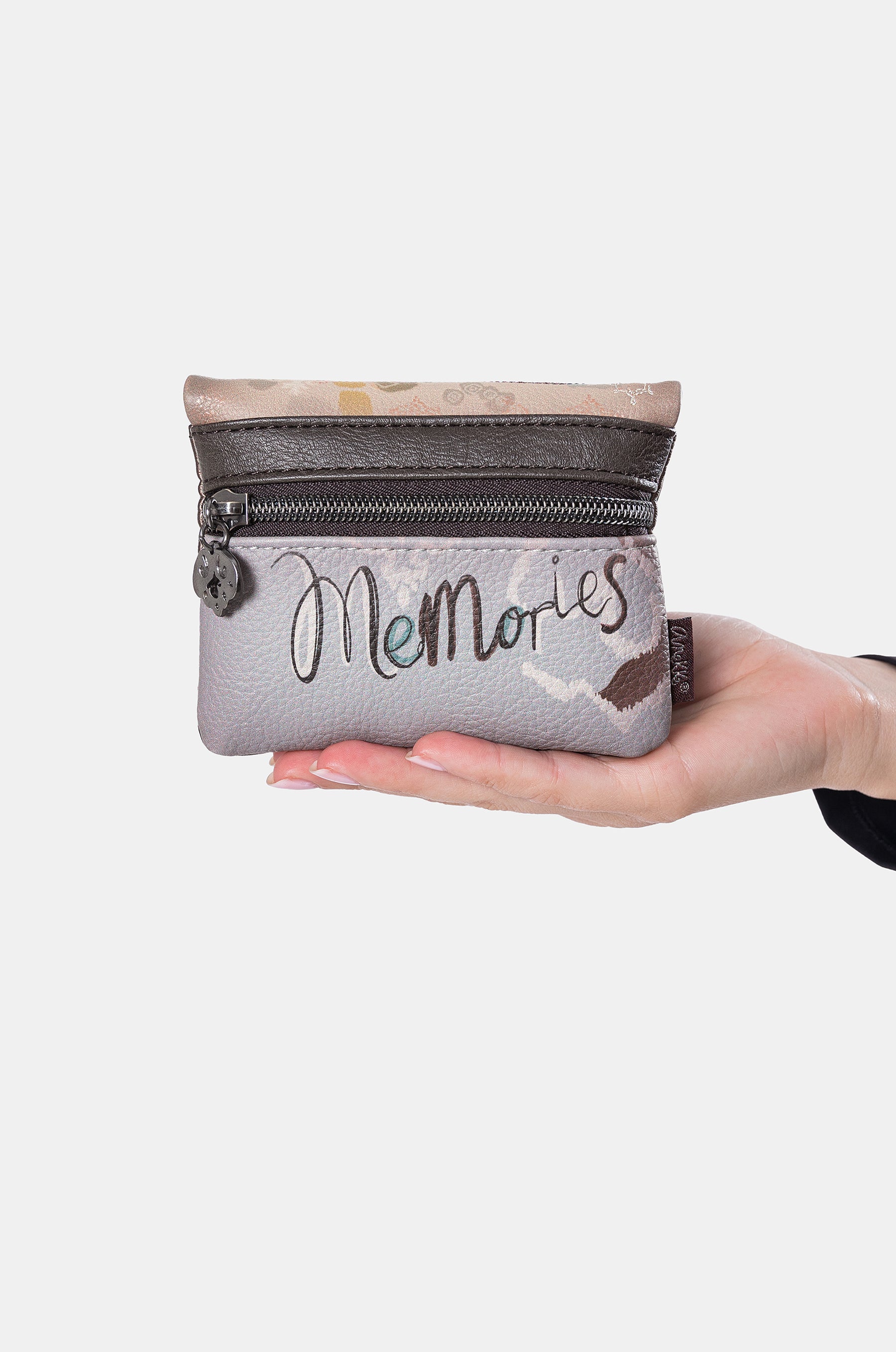 Portemonnaie mit Klappe Real