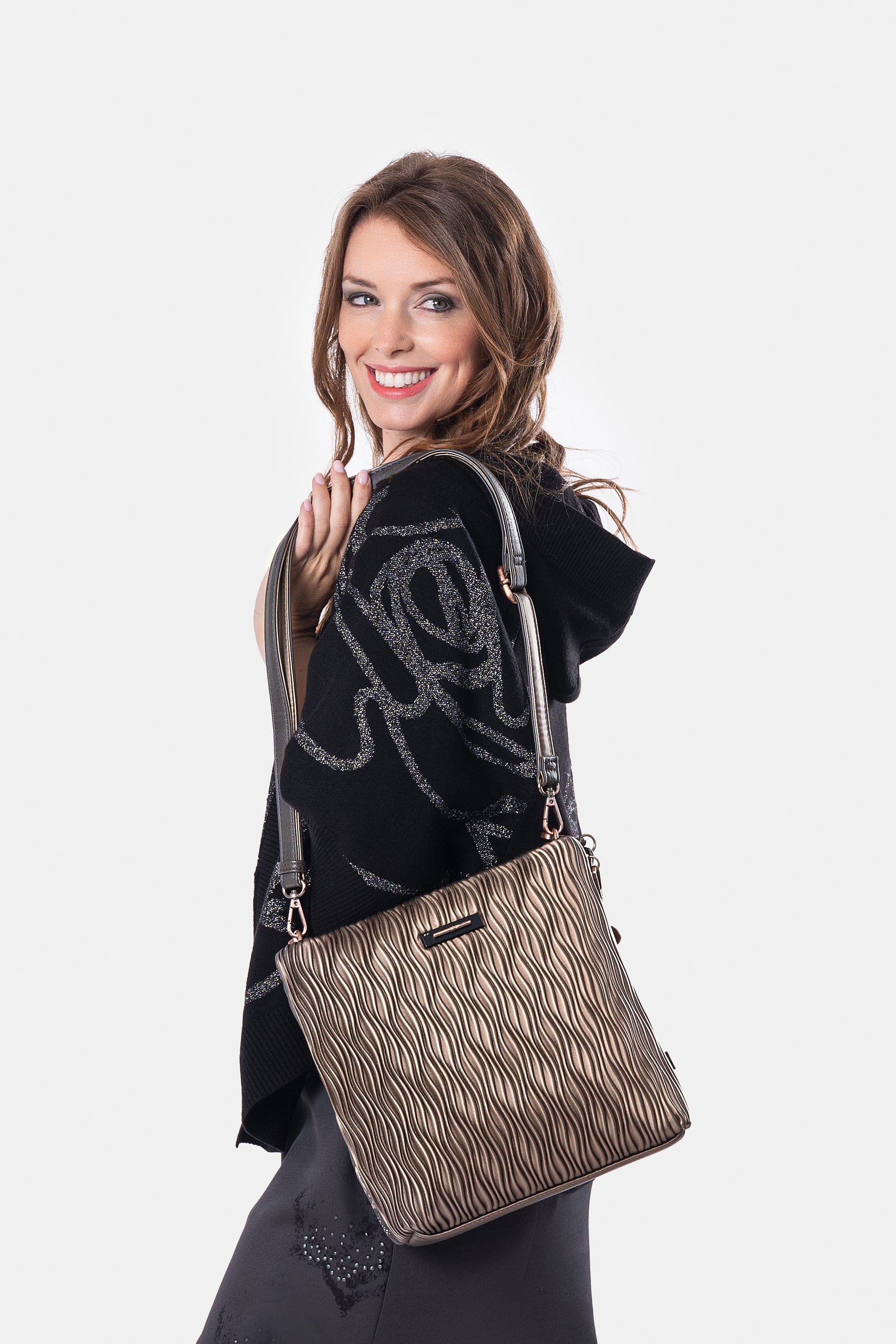 Umhängetasche quadratisch Intentions